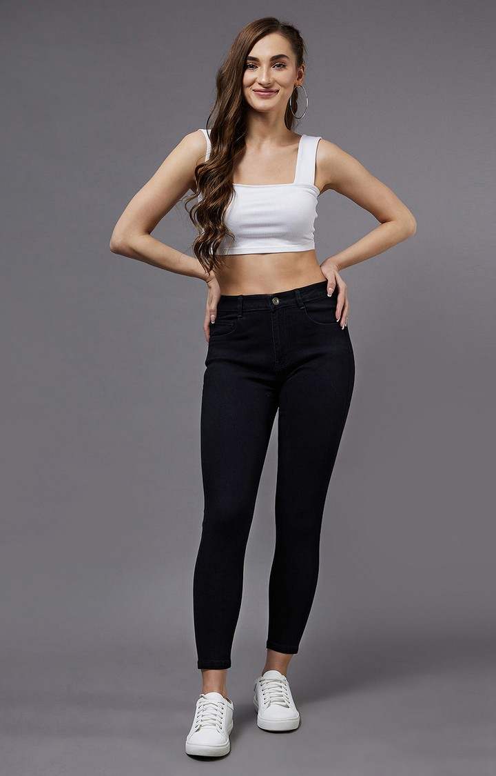 Women's Black Solid Slim Jeans