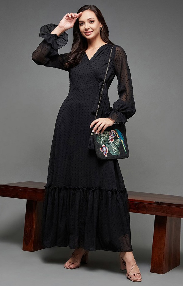 Women's Black Chiffon SolidEveningwear Fit & Flare Dress