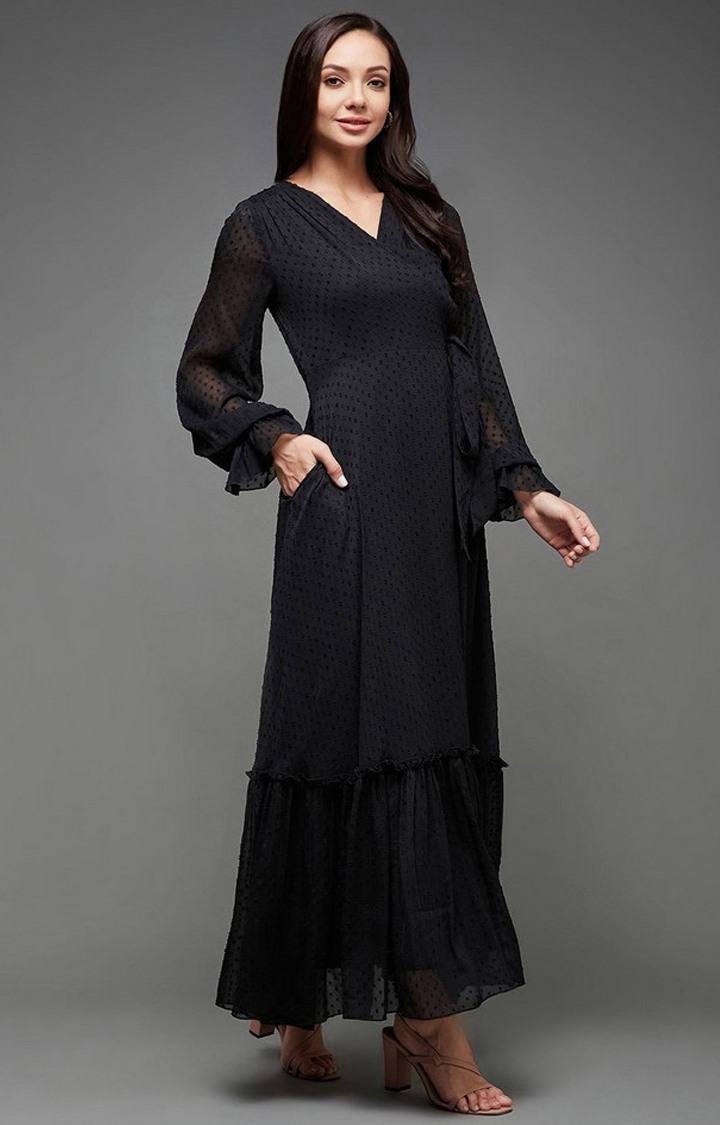 Women's Black Chiffon SolidEveningwear Fit & Flare Dress