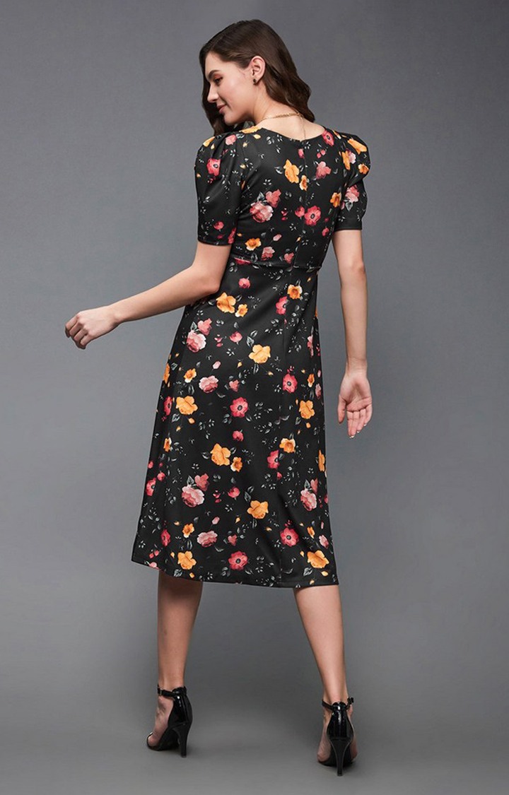 Women's Black Polyester Casualwear Fit & Flare Dress