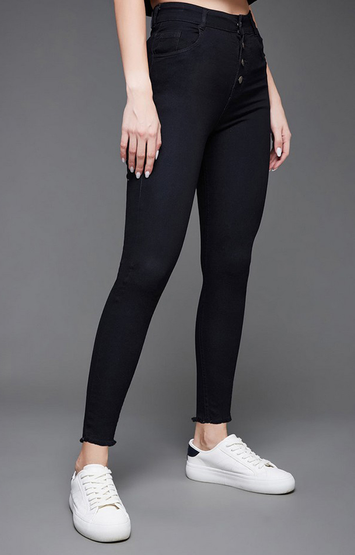 Women's Black Solid Skinny Jeans