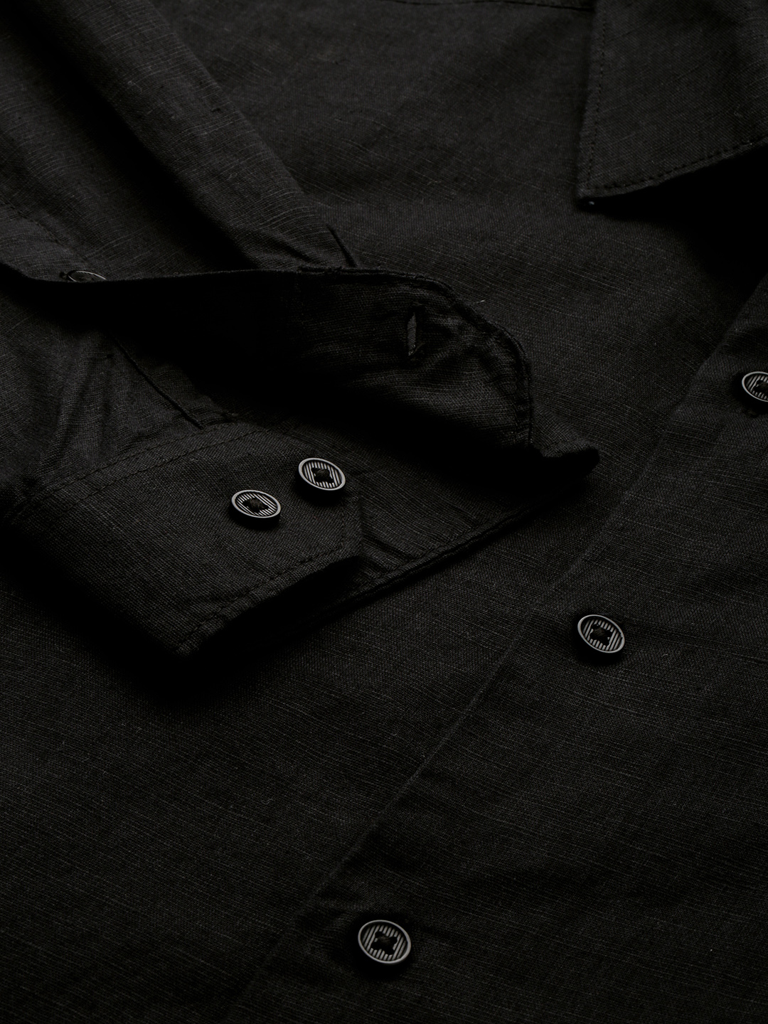SHOWOFF Men's Spread Collar Solid Black Regular Fit Shirt
