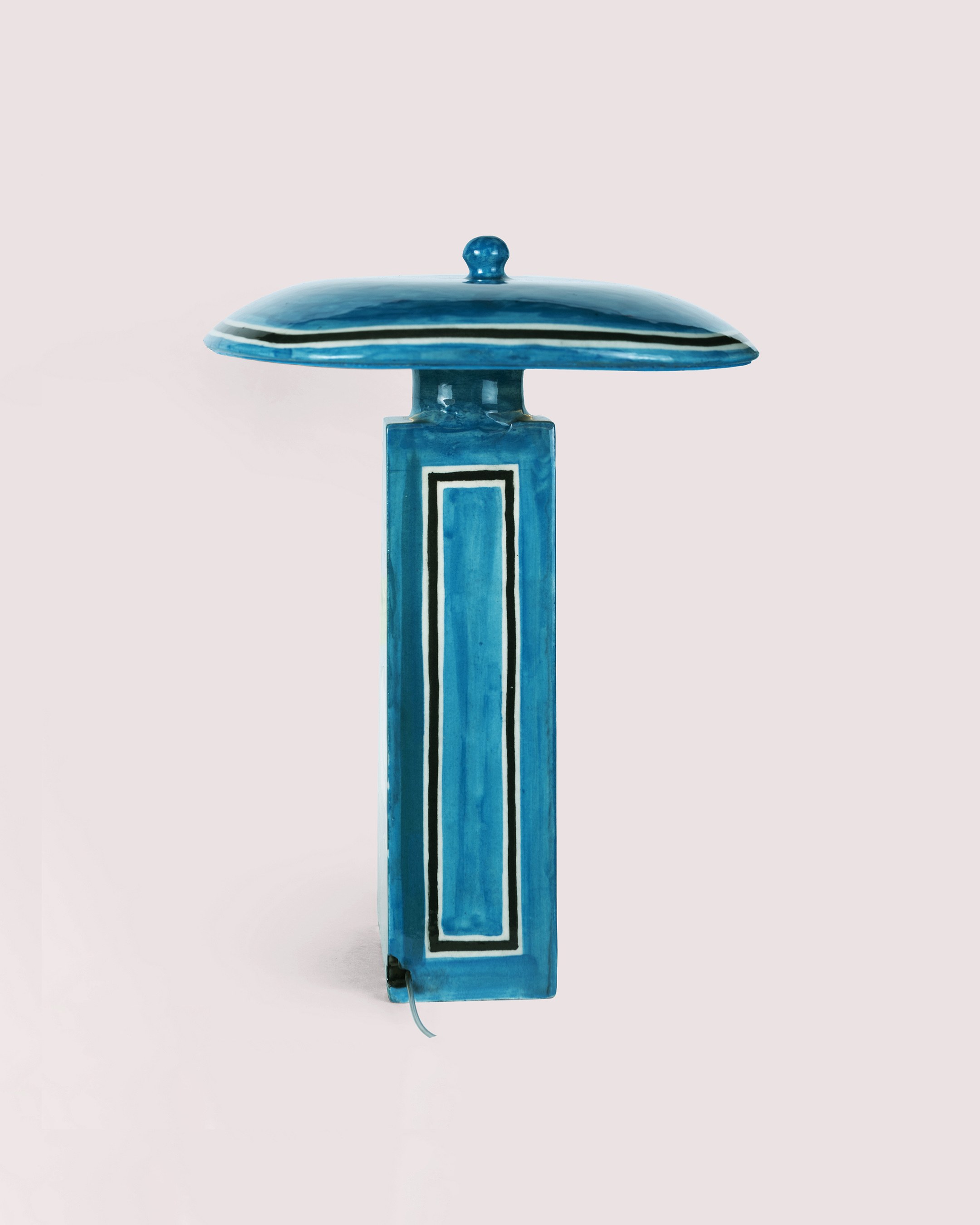 Morpeach Lamp