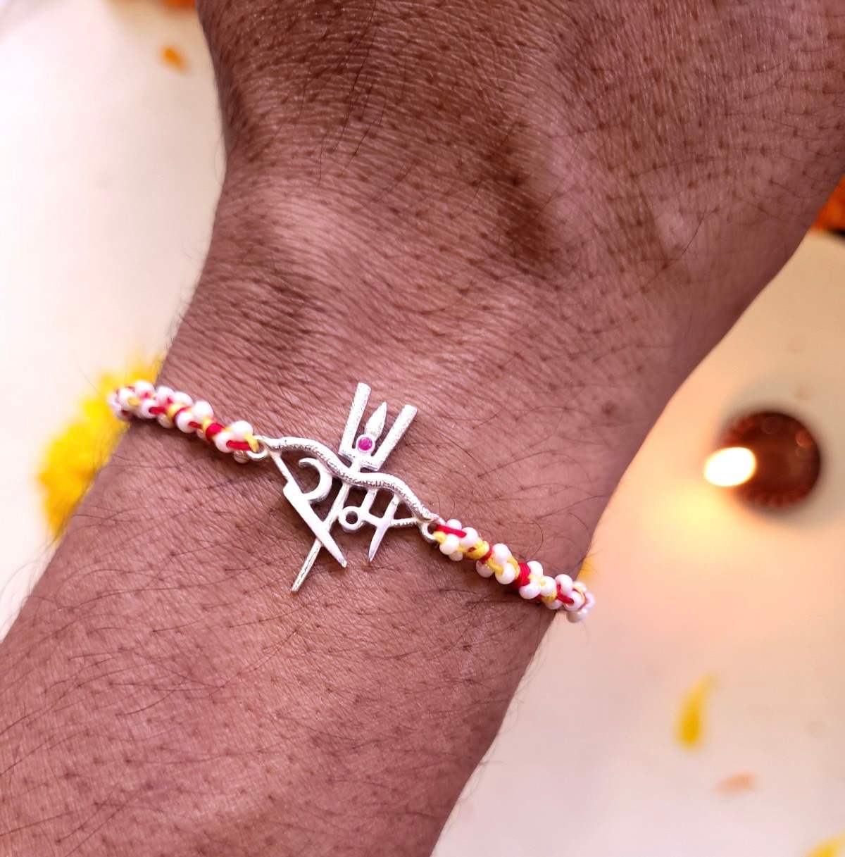 92.7 Silver Ram Rakhi