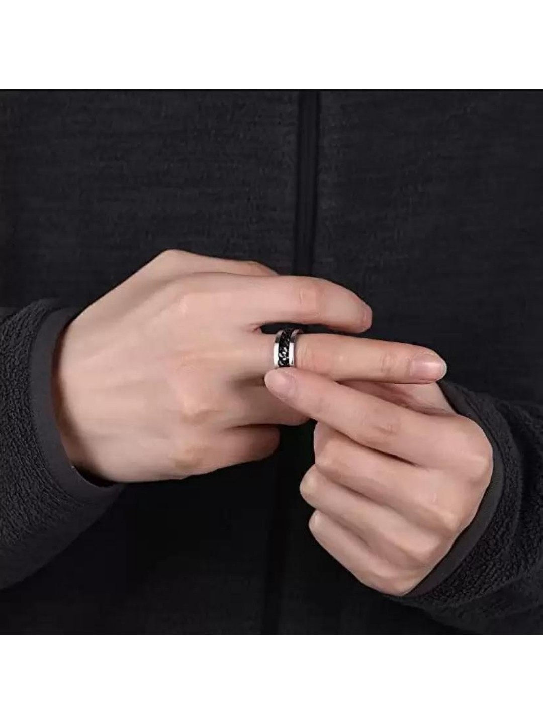Salty | Jared Black Chain Ring