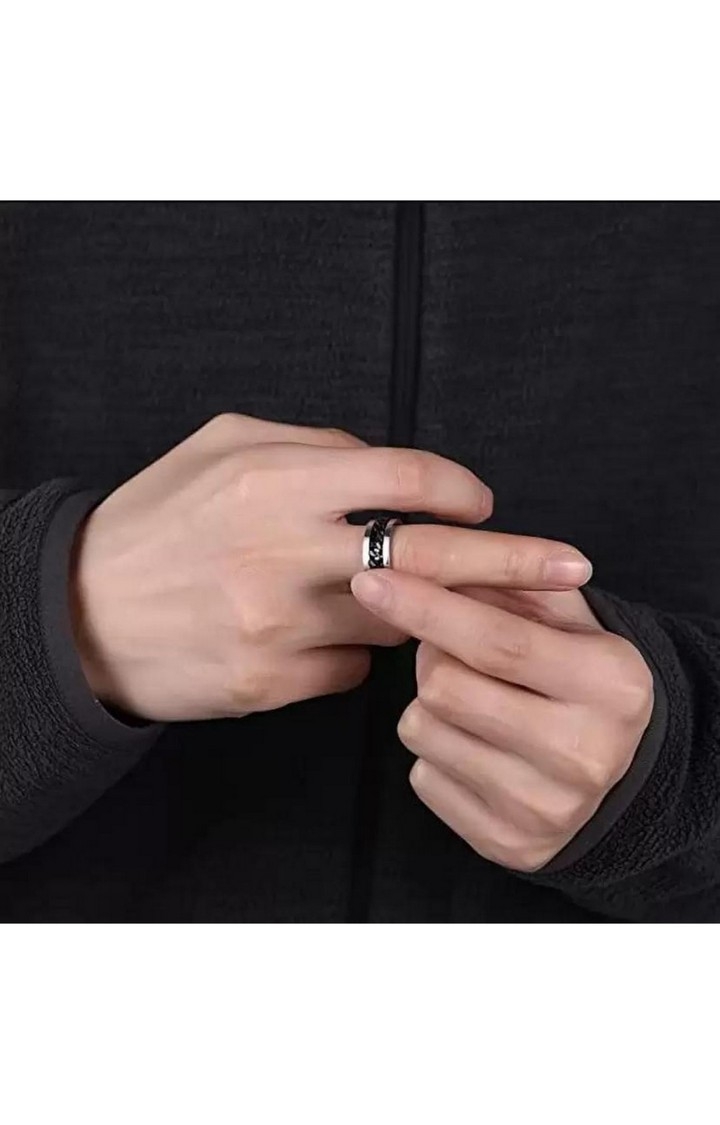Jared Black Chain Ring