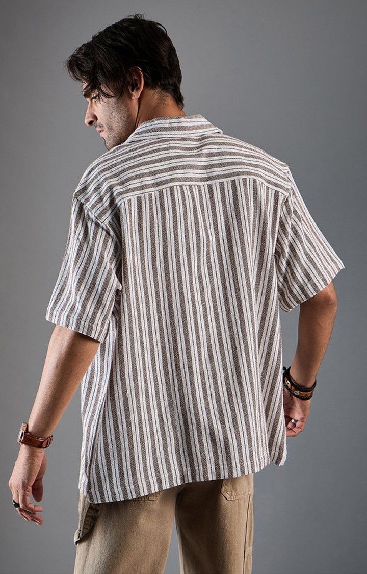 Chimpaaanzee Men White & Brown Oversized Shirt