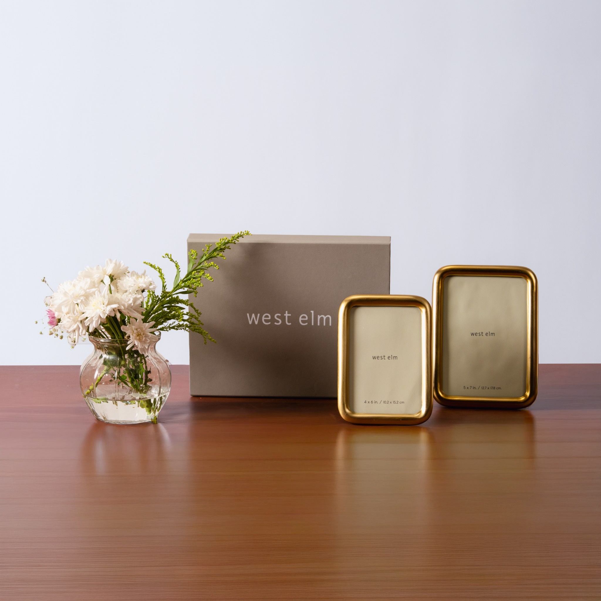 west elm | Gift Hamper Chelsea Metal Tabletop Frames 4X6