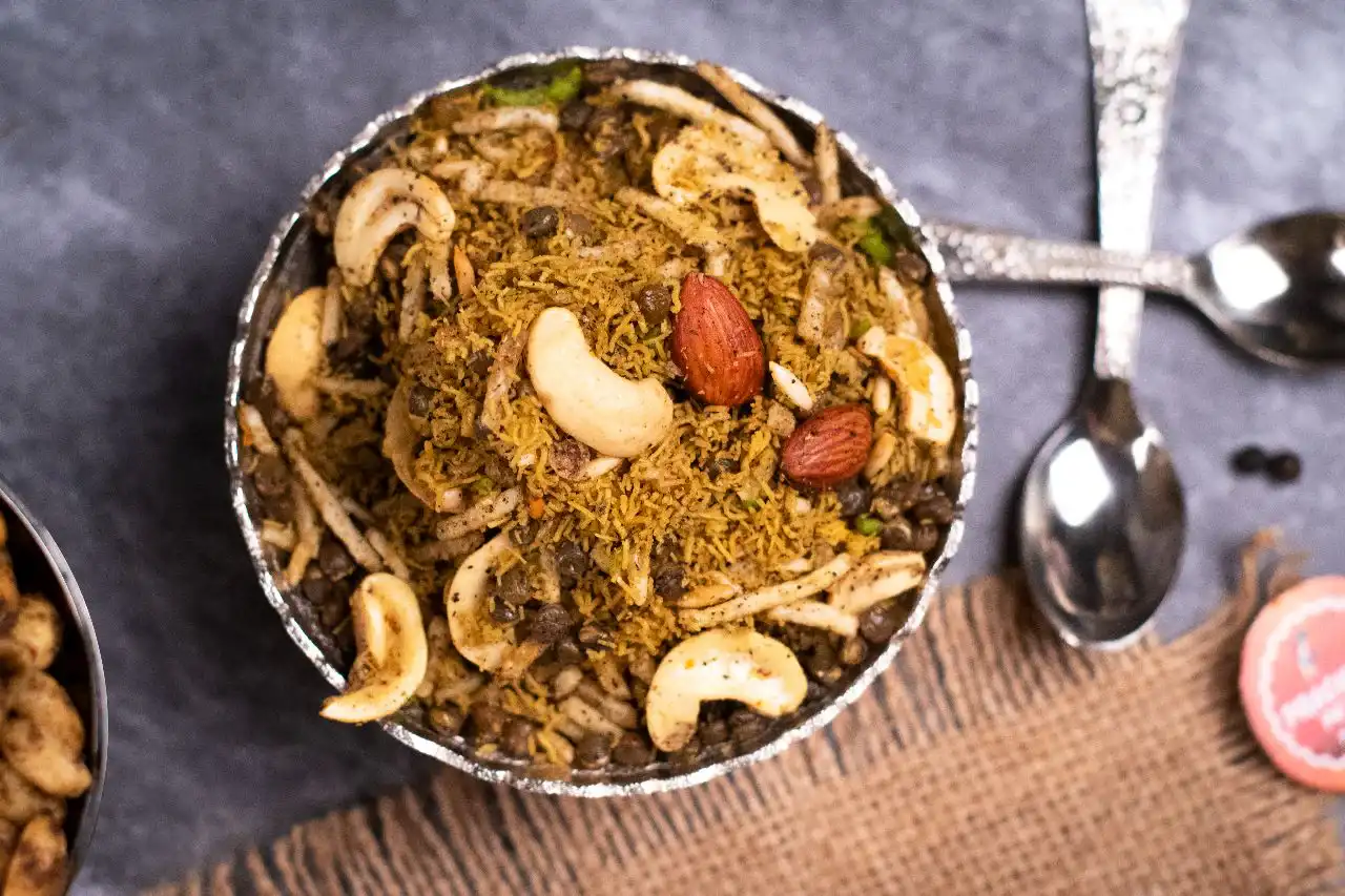 Shahi Dalmoth