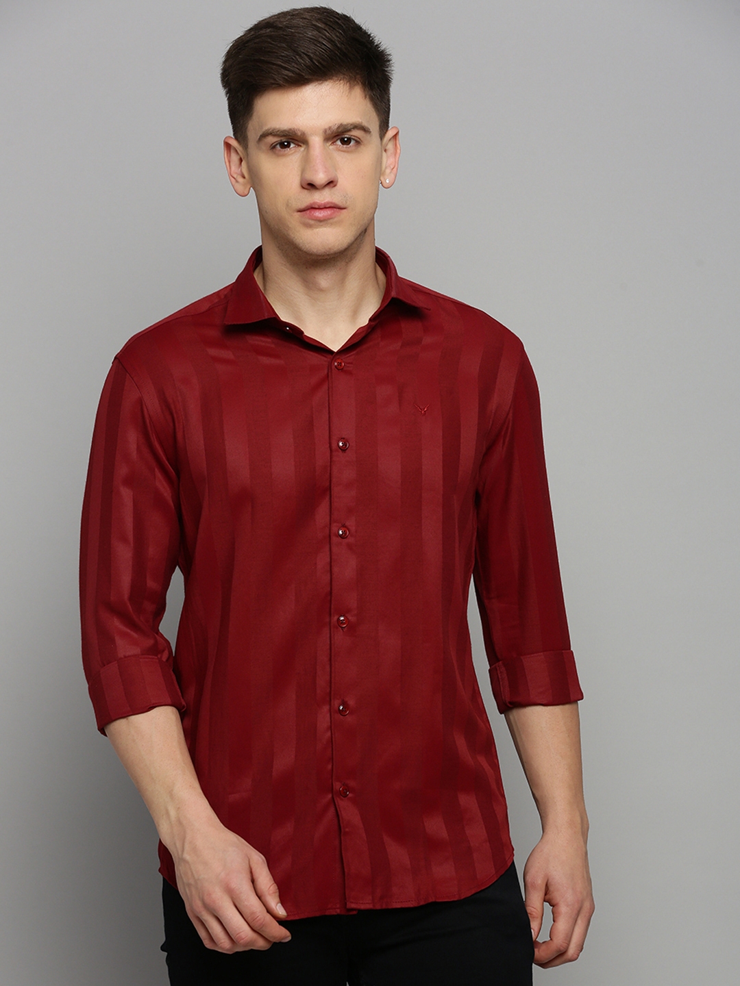 Showoff | SHOWOFF Men's Spread Collar Solid Maroon Classic Shirt 1