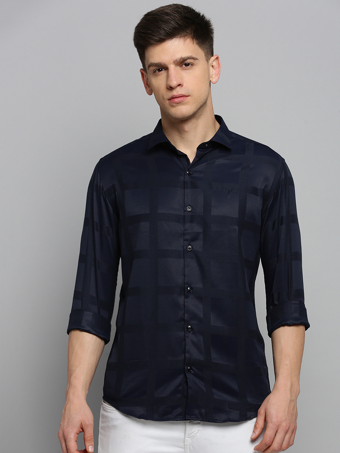 SHOWOFF Men's Spread Collar Solid Navy Blue Classic Shirt