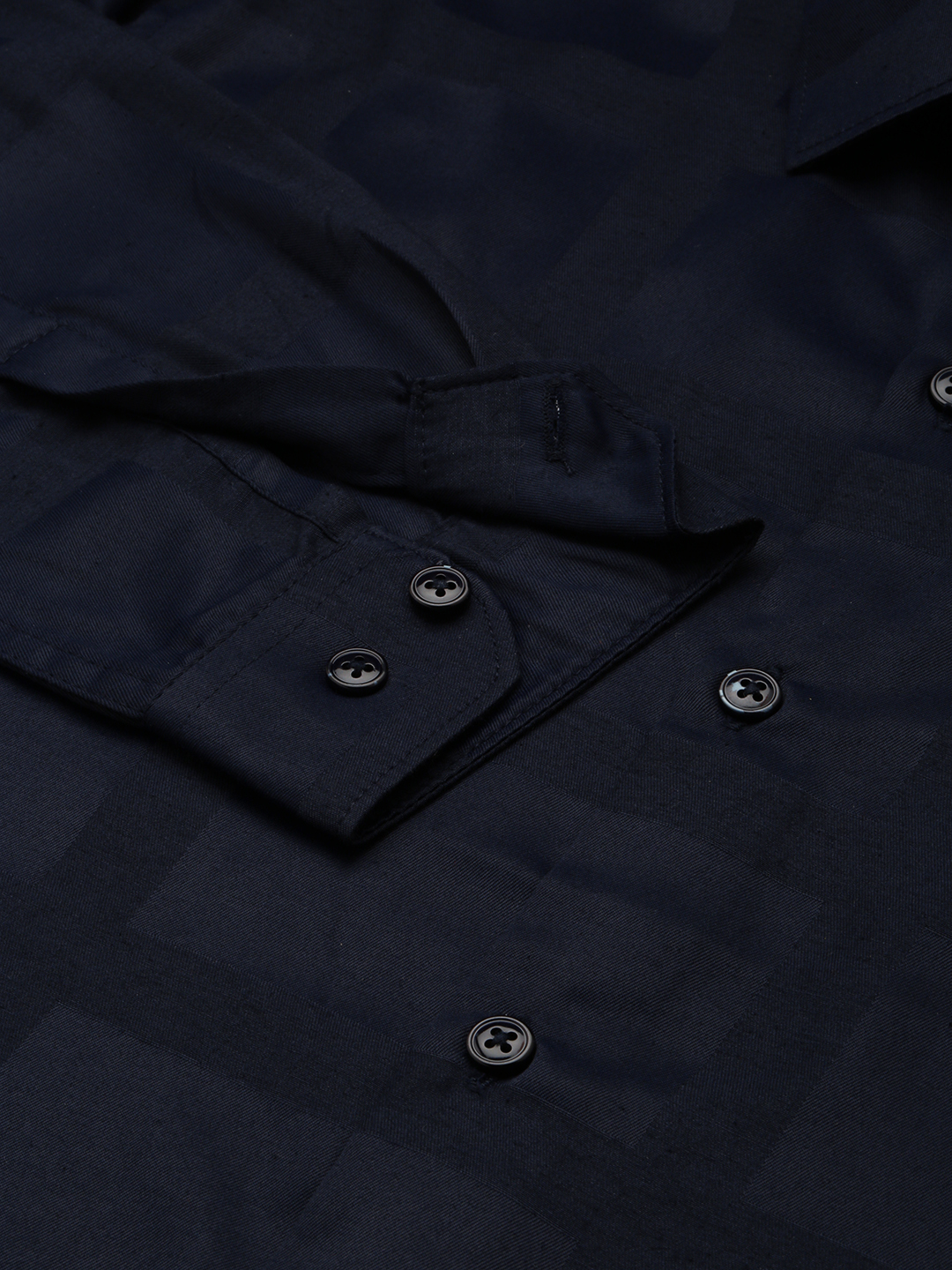 SHOWOFF Men's Spread Collar Solid Navy Blue Classic Shirt