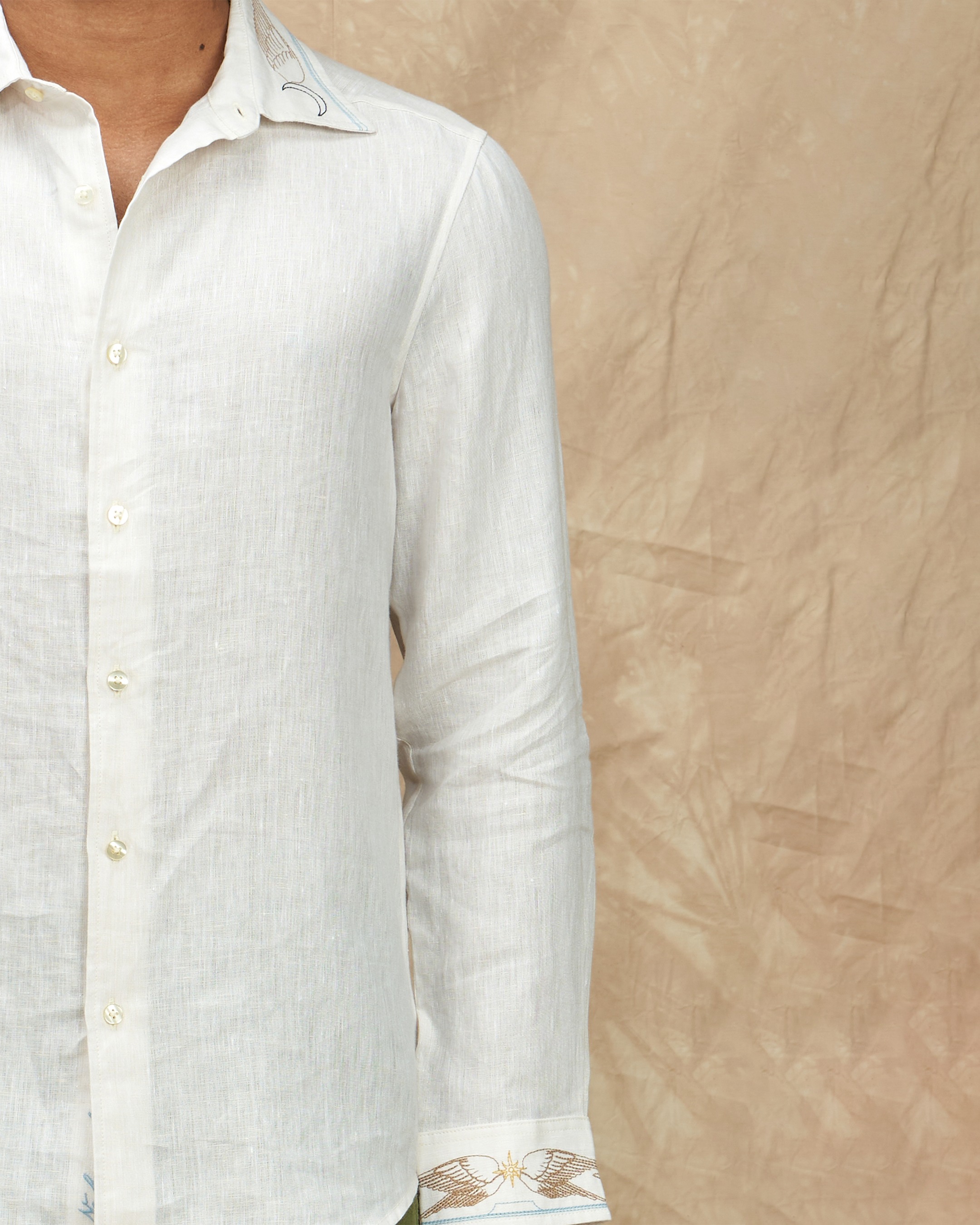 Cutaway Collar Shirt