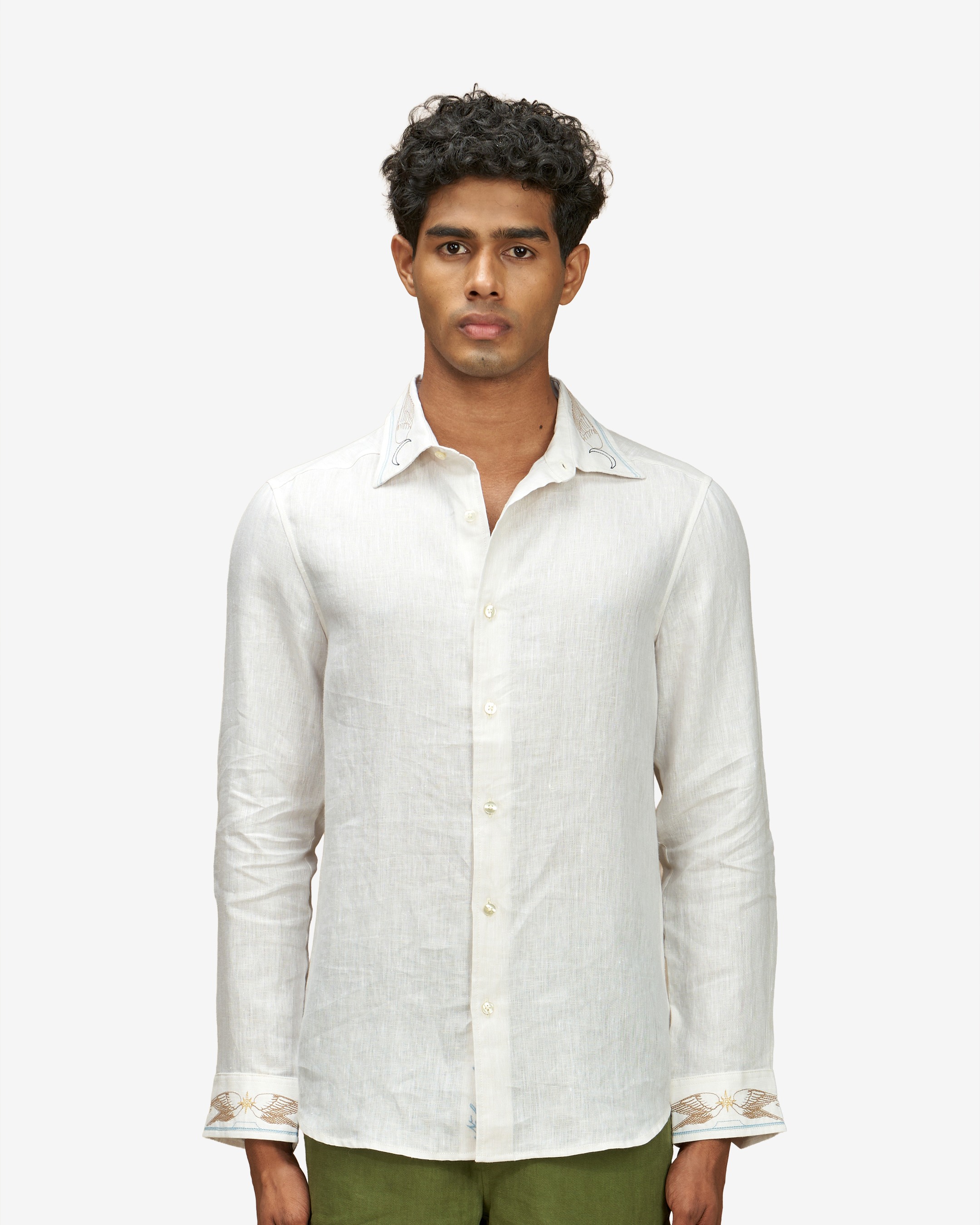 Cutaway Collar Shirt