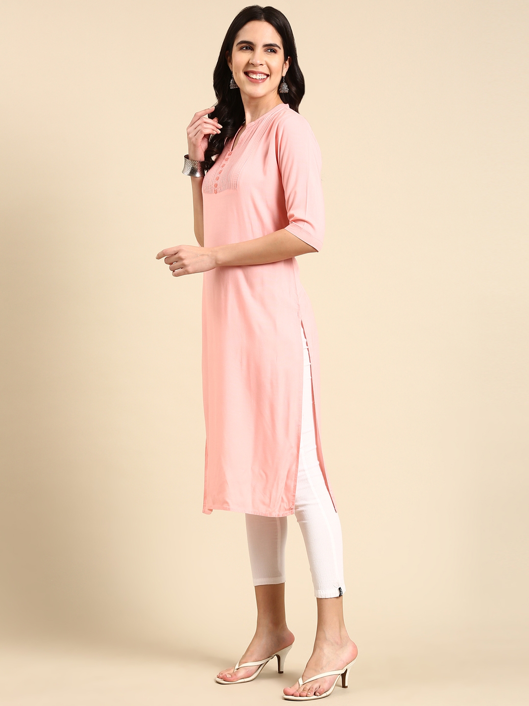 Showoff | SHOWOFF Women's Mid Length Solid Straight Pink Kurta 3