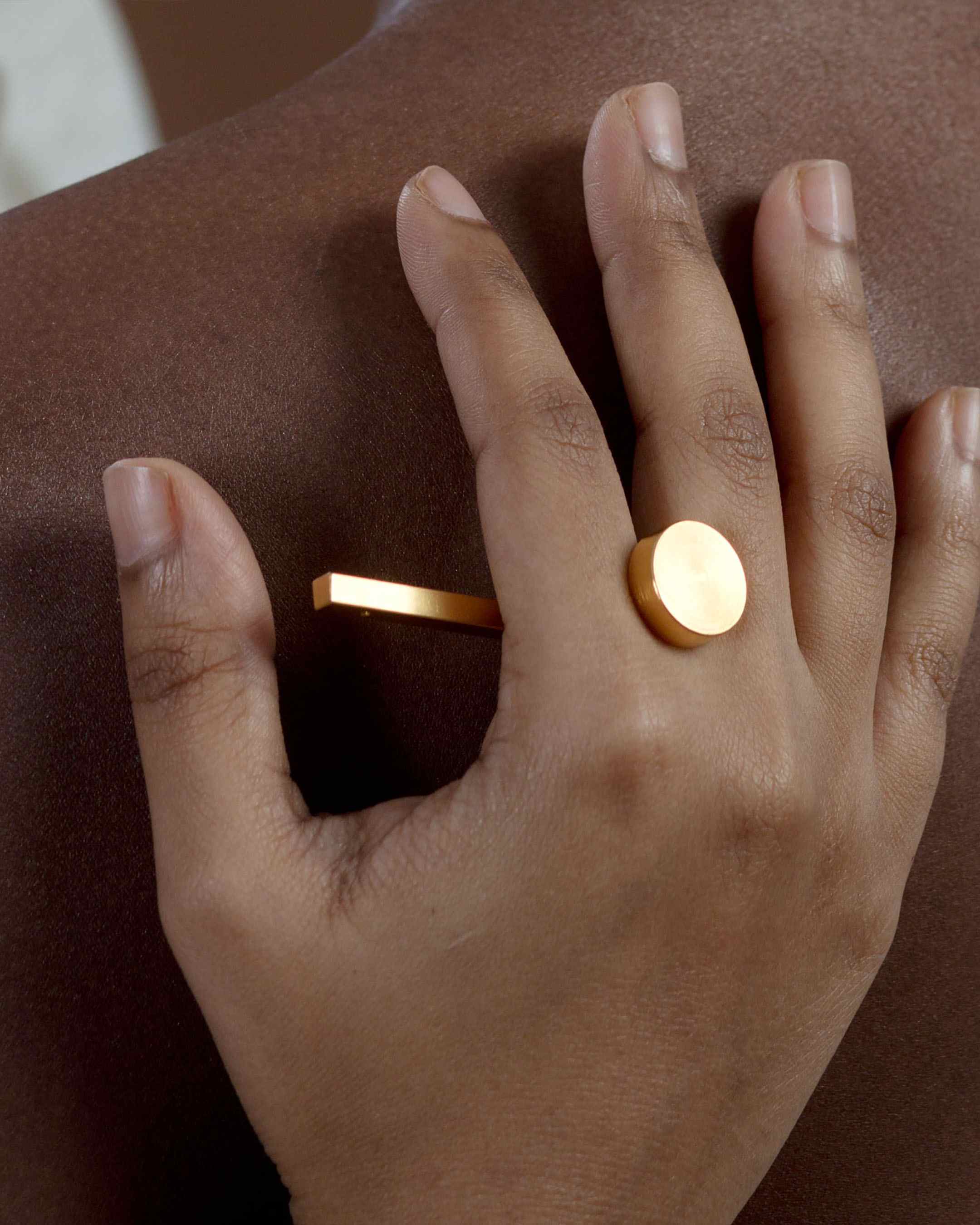 Bar Circle Machination Ring