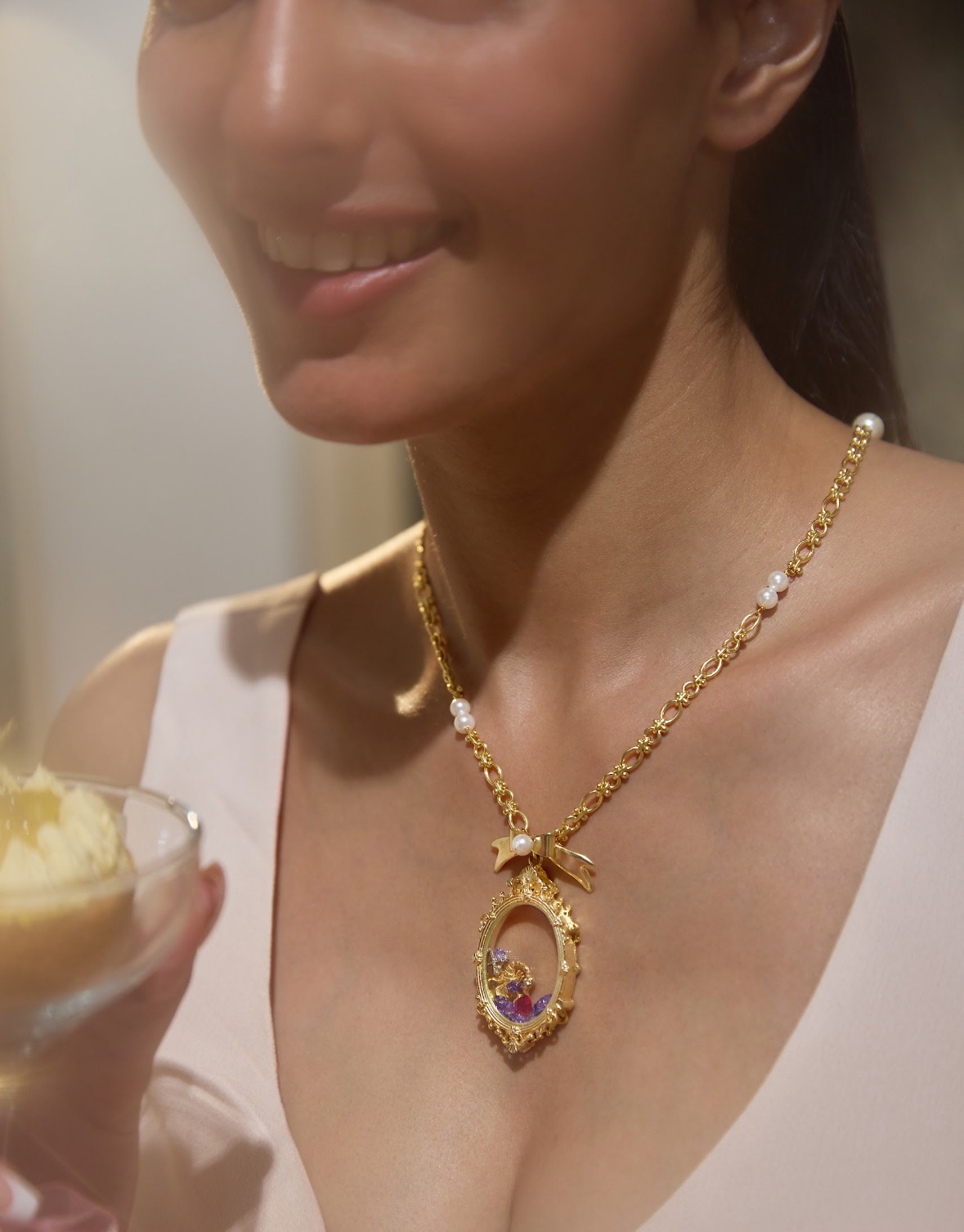 Tijori Bow Necklace