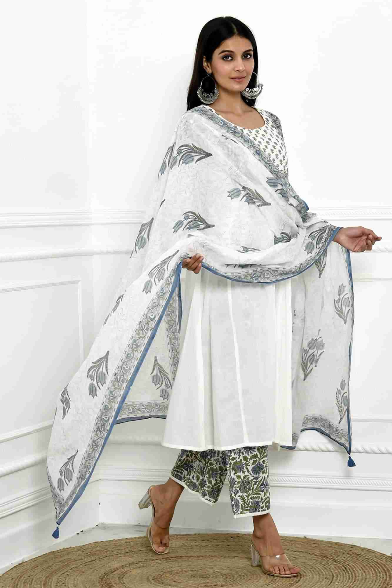 Naksh Solid White Gathered Kurta, Pants & Dupatta (Set of 3)