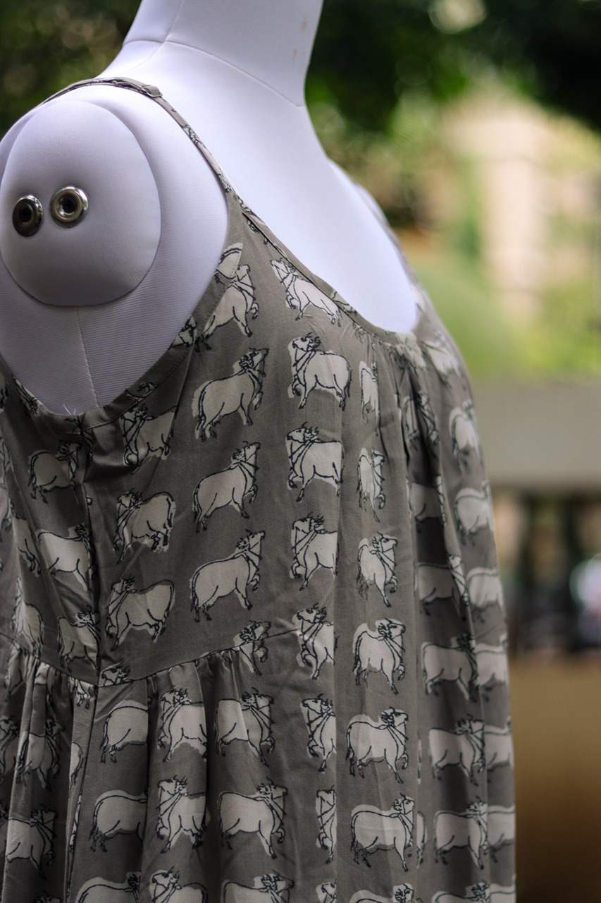Ikkat Grey Animal Print
