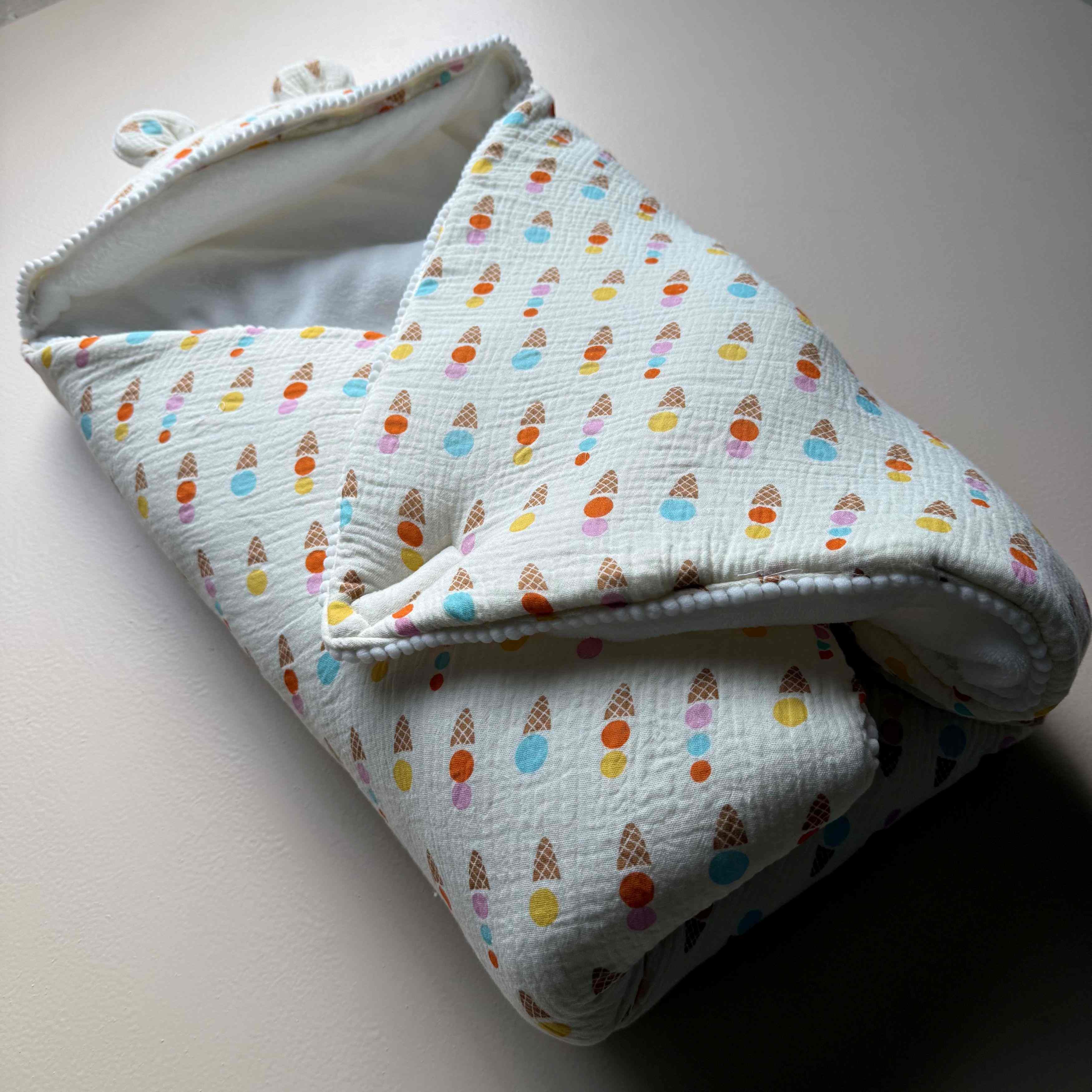 IceCream Cuddle Hooded Winter Drape