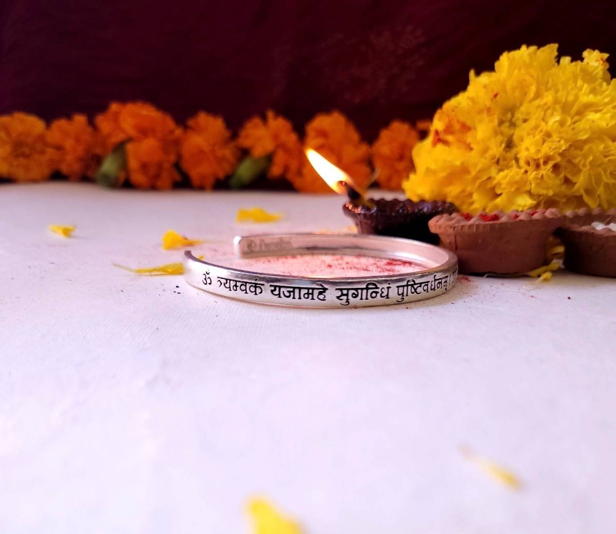 92.7 Silver MahaMritunjay Mantra Kada Female