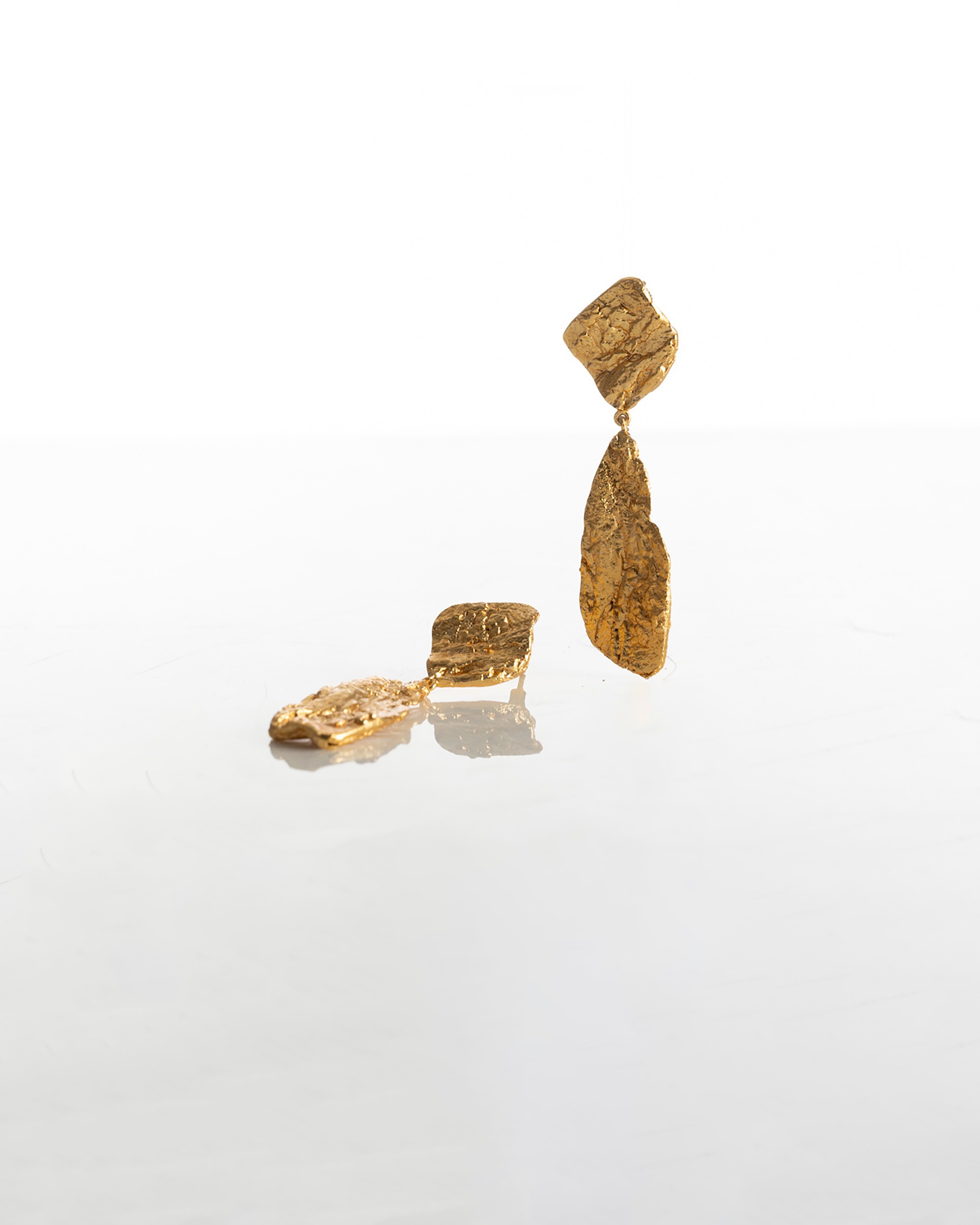 Oak danglers