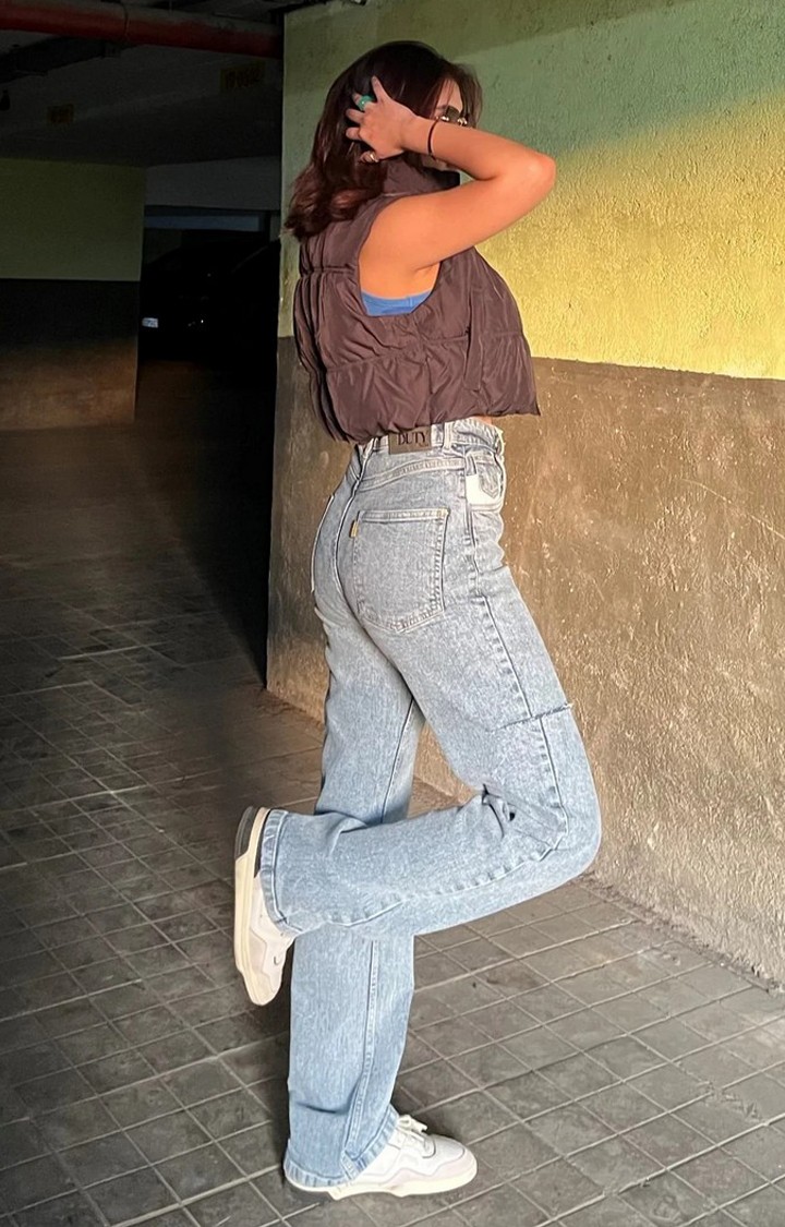 Women Cross Belt Double Patched Straight Leg High Waist Jeans
