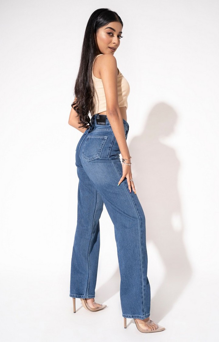 Women Blue Mid Wash Straight Fit Jeans