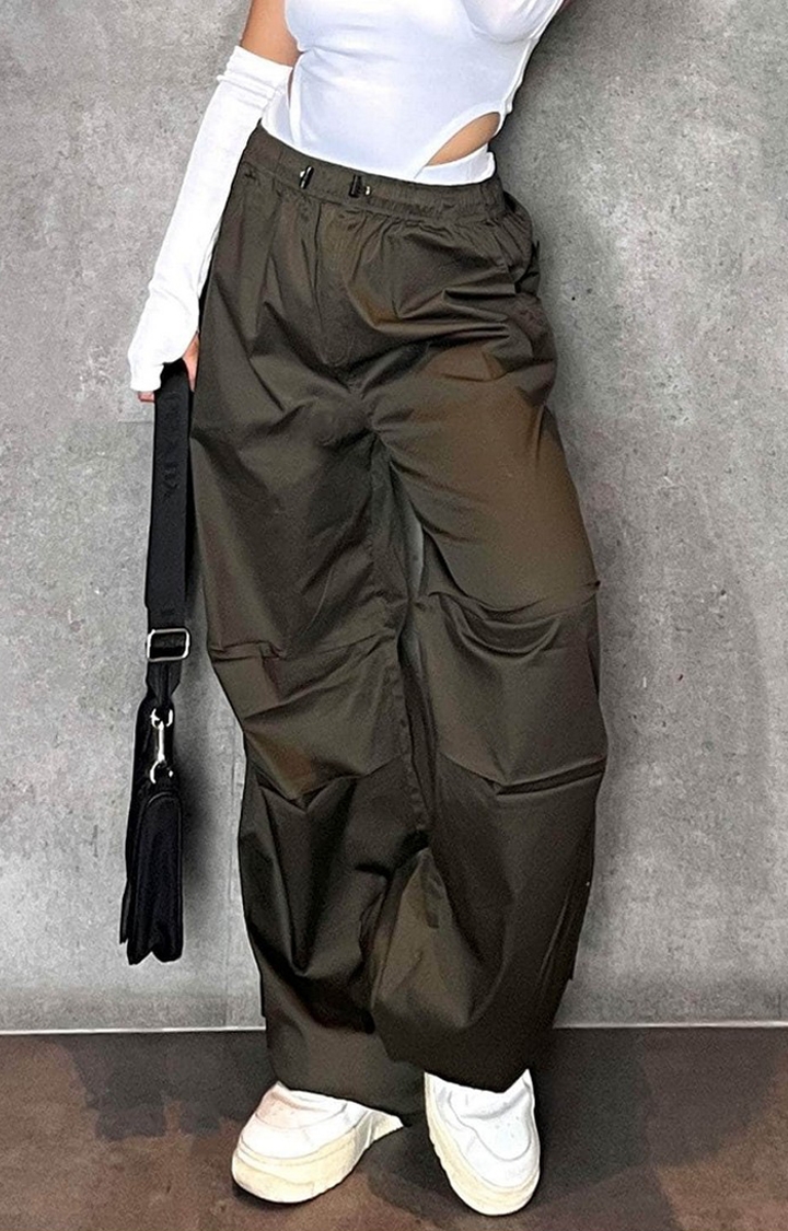 Beeglee | Women's Green Solid Parachute Pants