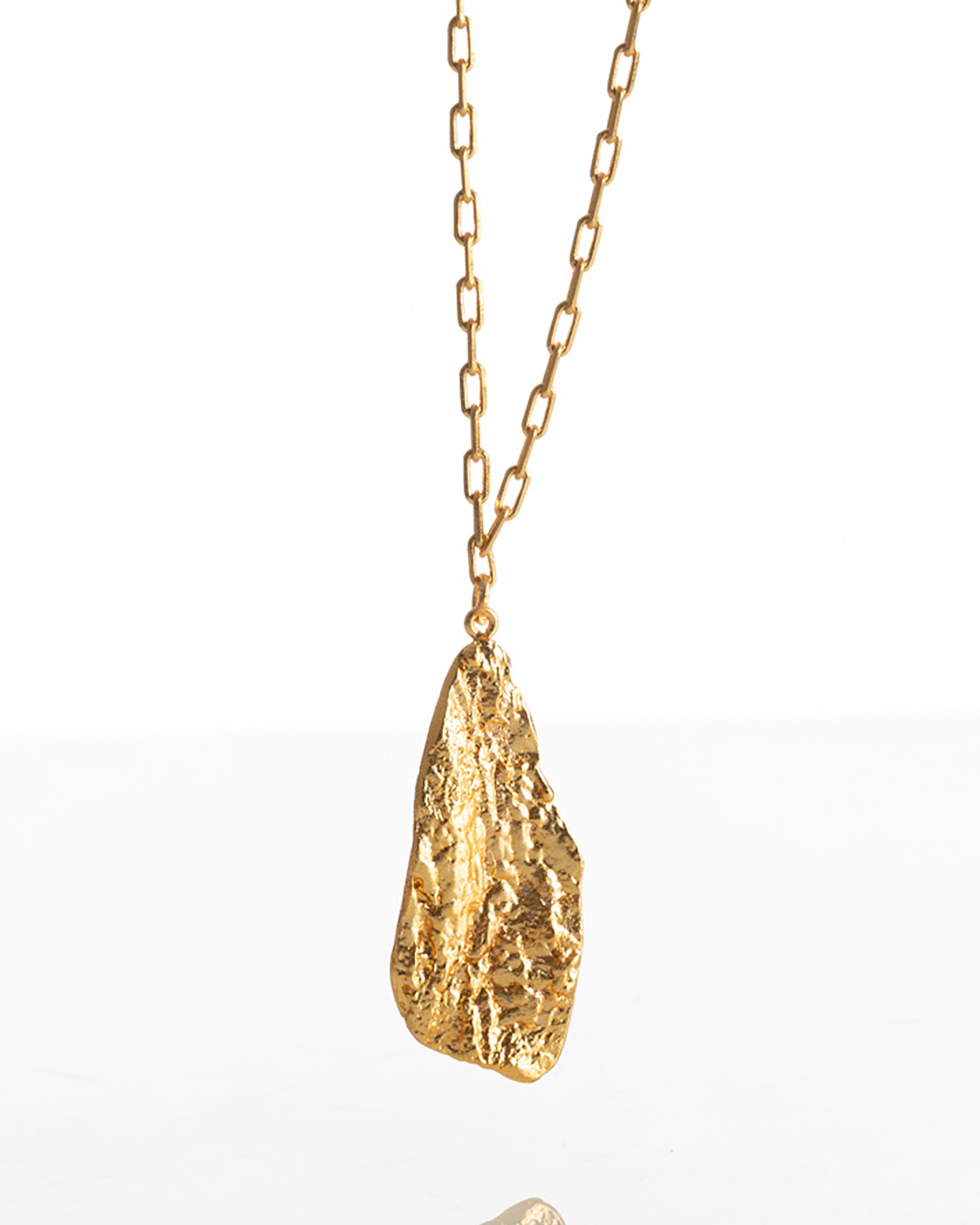 Oak pendant