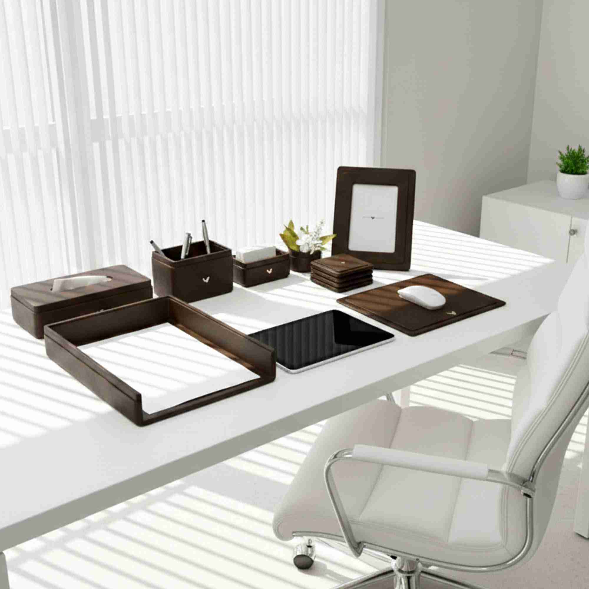 Desk Set | Light | SO8 | Classic | Brown