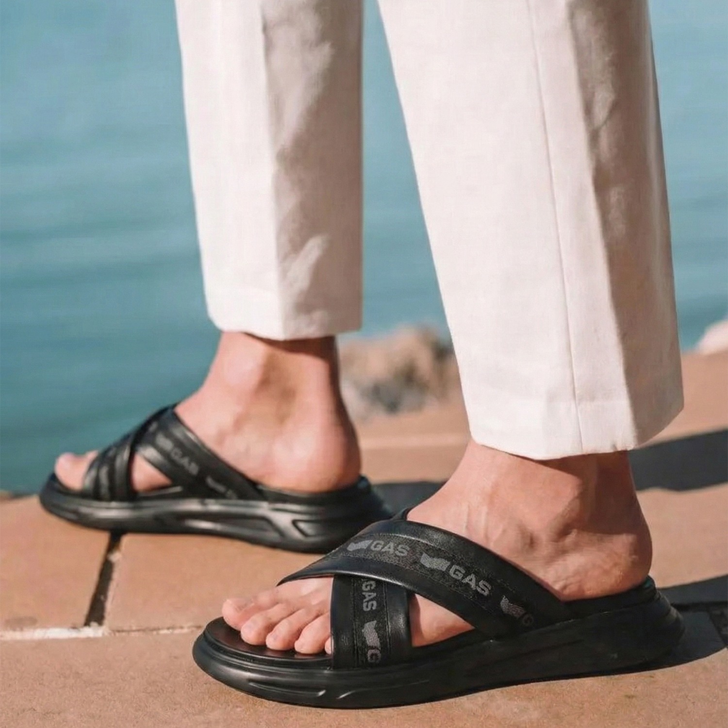 Men Furbo Black Sandals