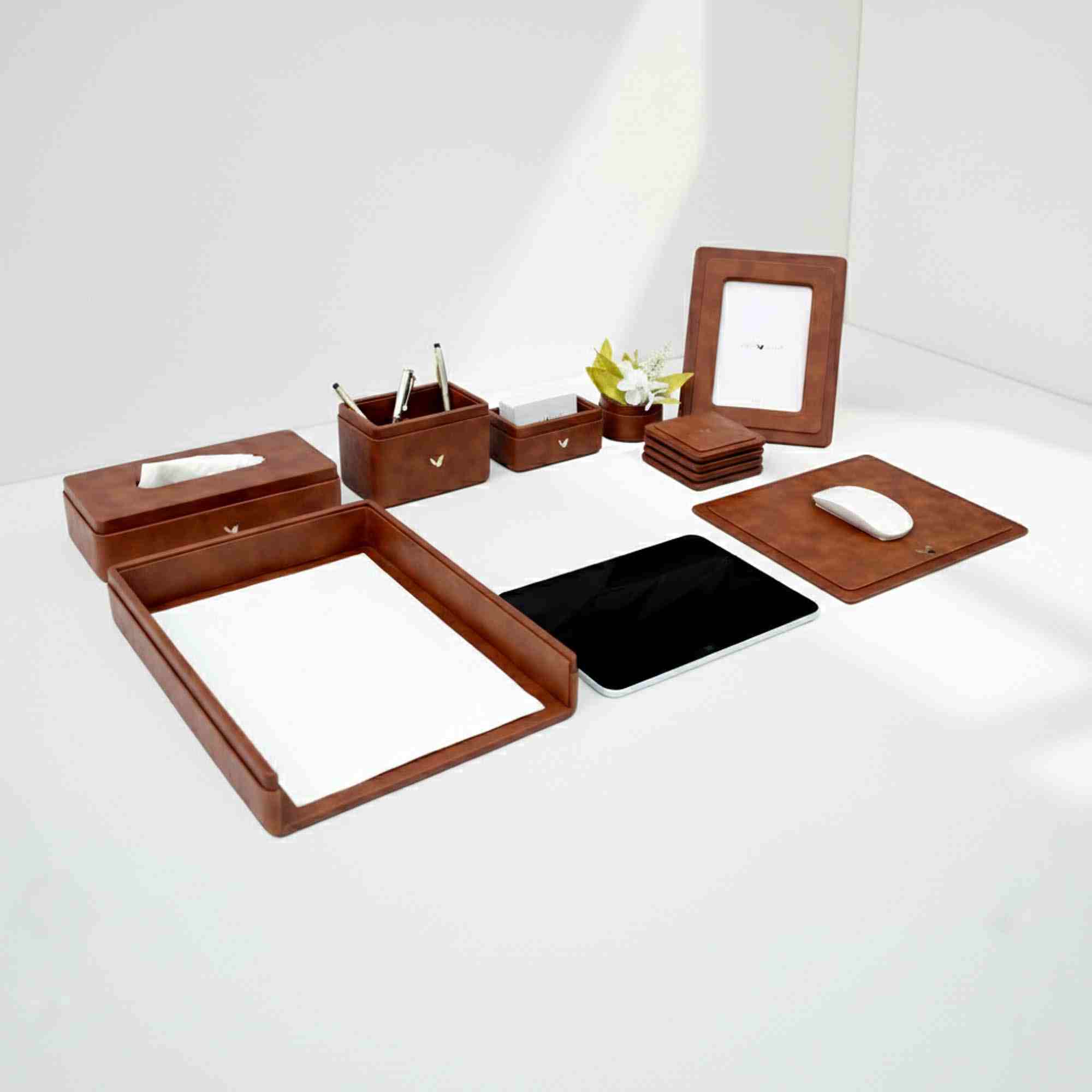 Desk Set | Light | SO8 | Classic | Tan