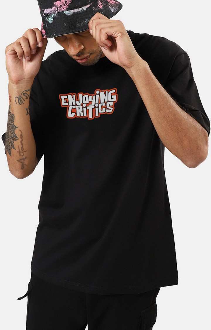 Enjoying Men's Oversized T-Shirt
