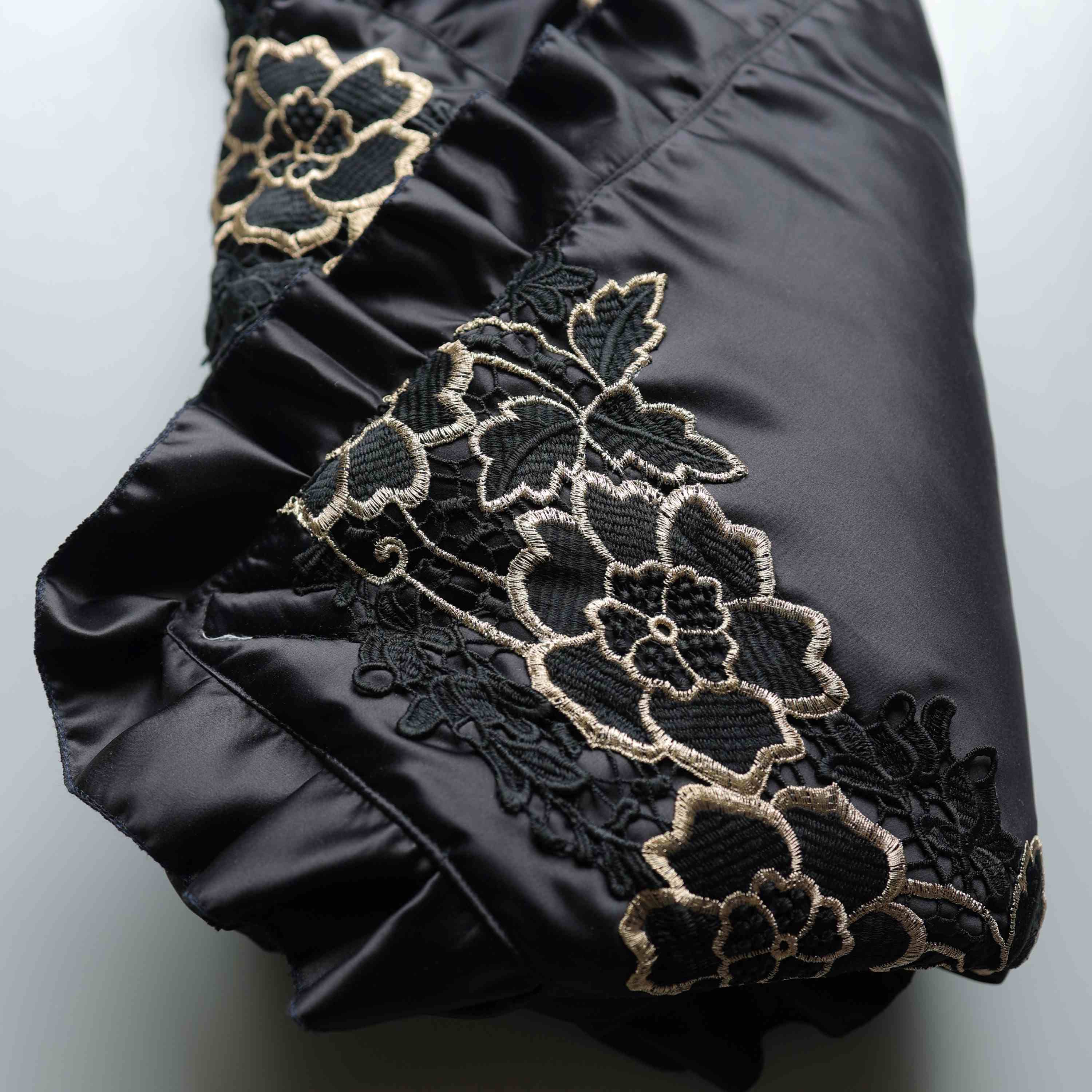 Royal Noir Drape Set