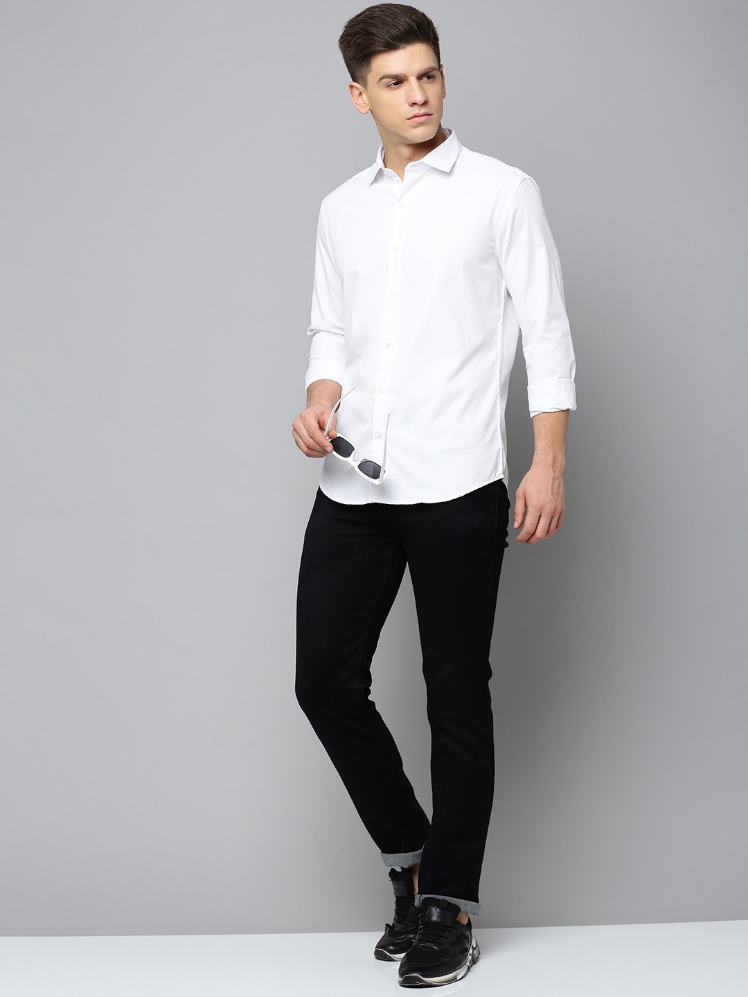 SHOWOFF Men's Spread Collar Self Design White Slim Fit Shirt