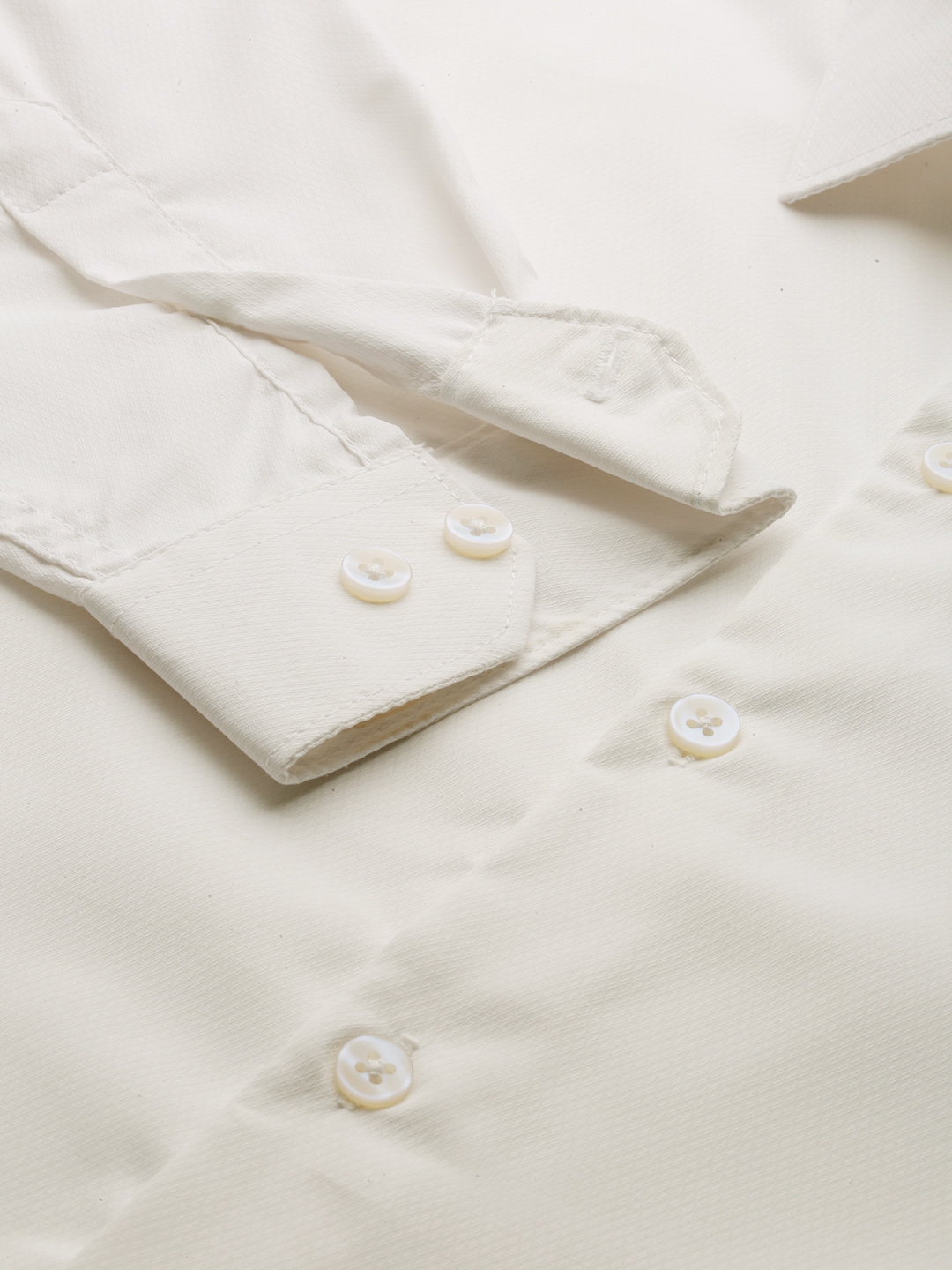 Showoff | SHOWOFF Men's Spread Collar Self Design White Slim Fit Shirt 7
