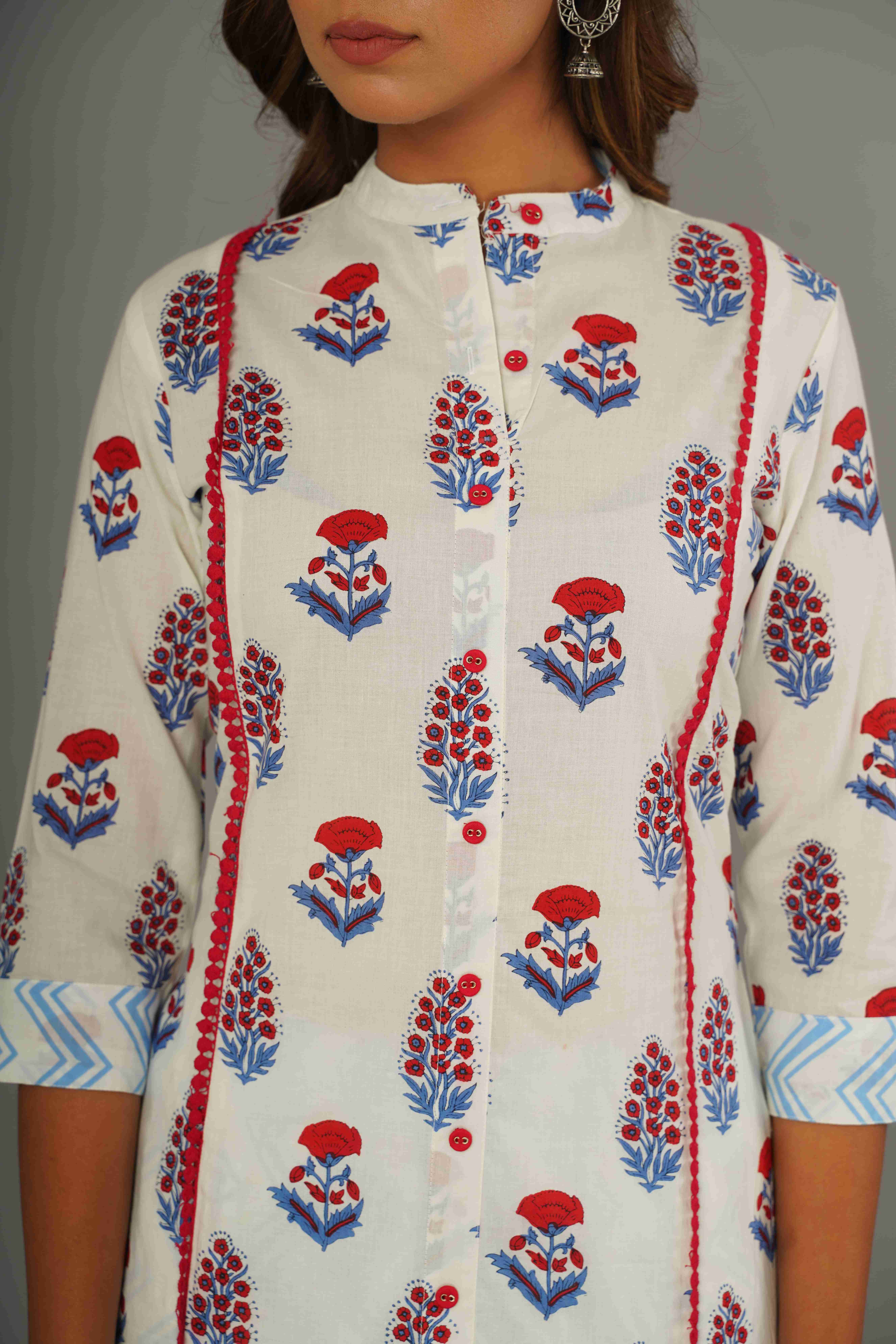 Women White Floral Printed Kurta with Trousers