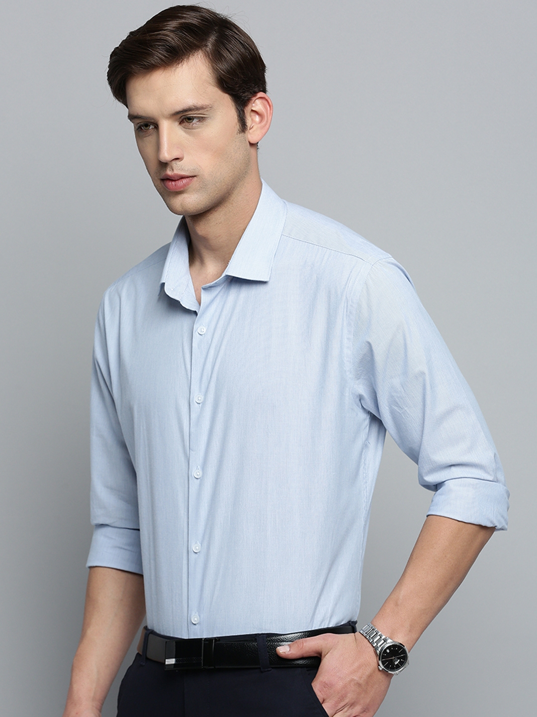 Showoff | SHOWOFF Men's Spread Collar Blue Striped Shirt 2