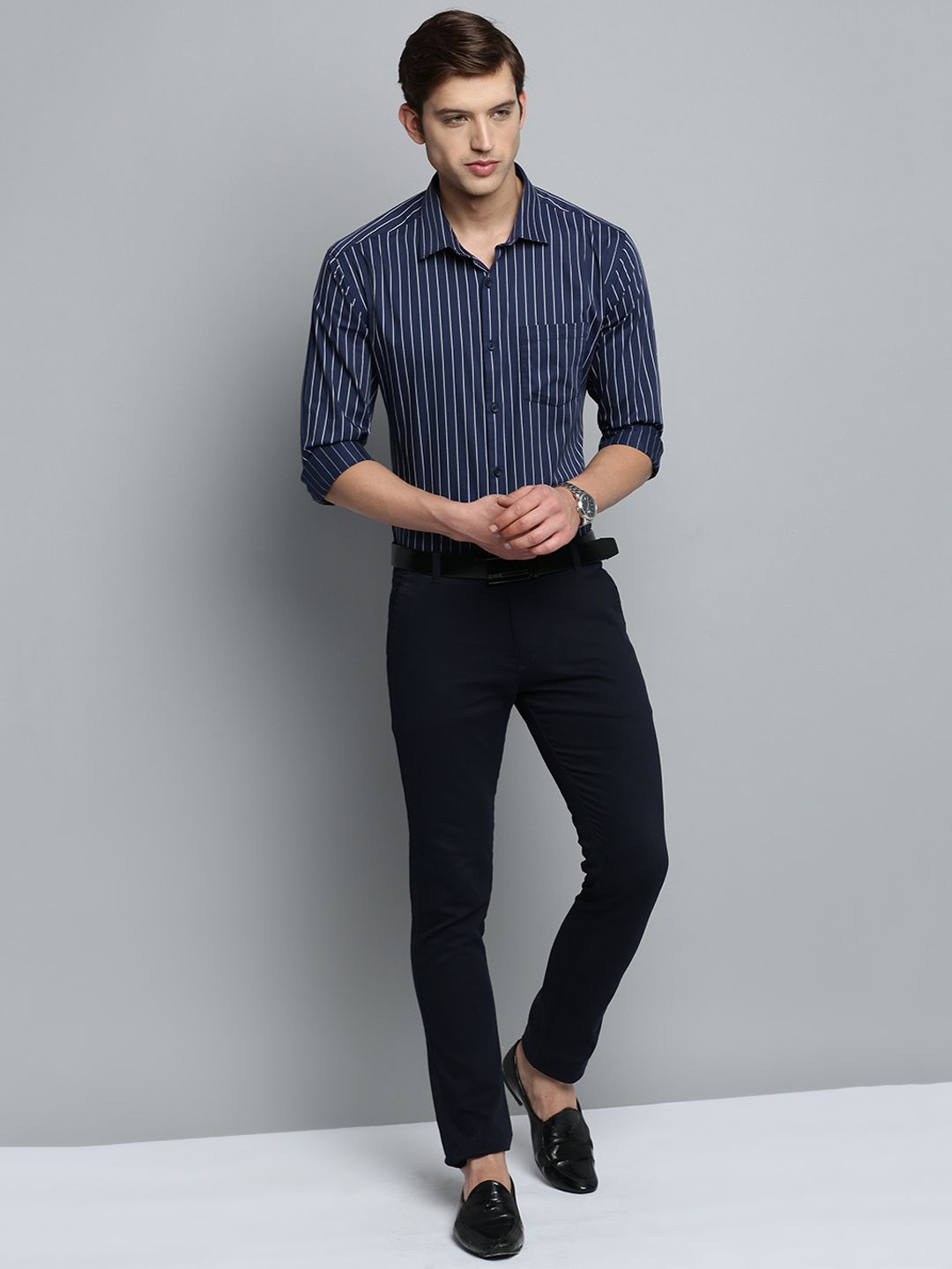 SHOWOFF Men's Spread Collar Navy Blue Striped Shirt