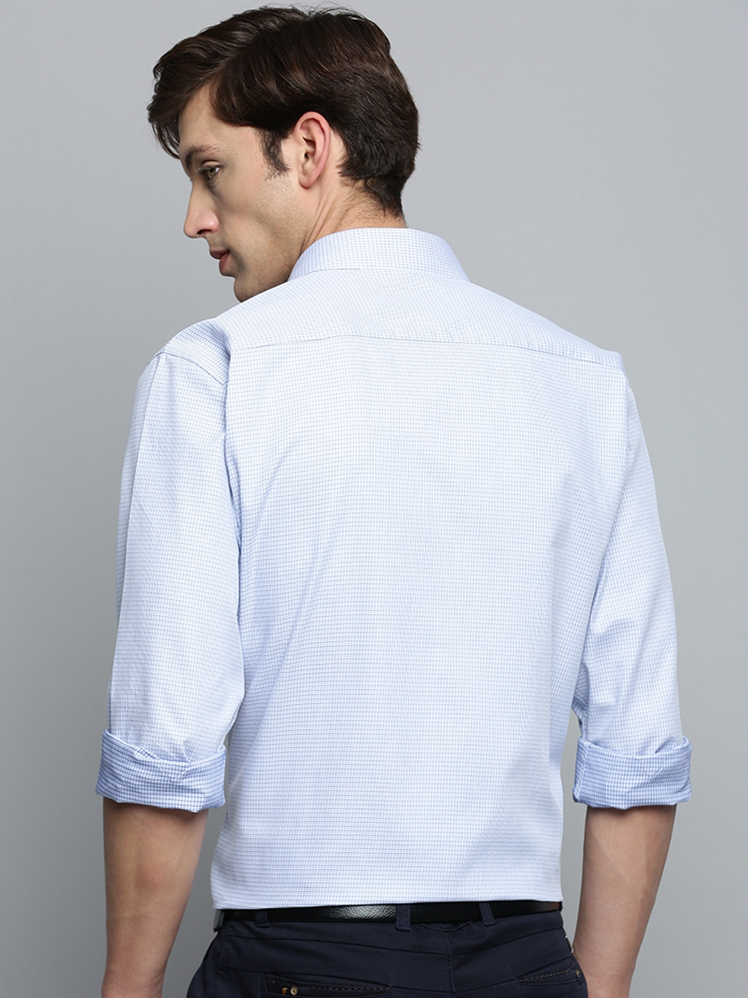 Showoff | SHOWOFF Men's Spread Collar Blue Striped Shirt 3