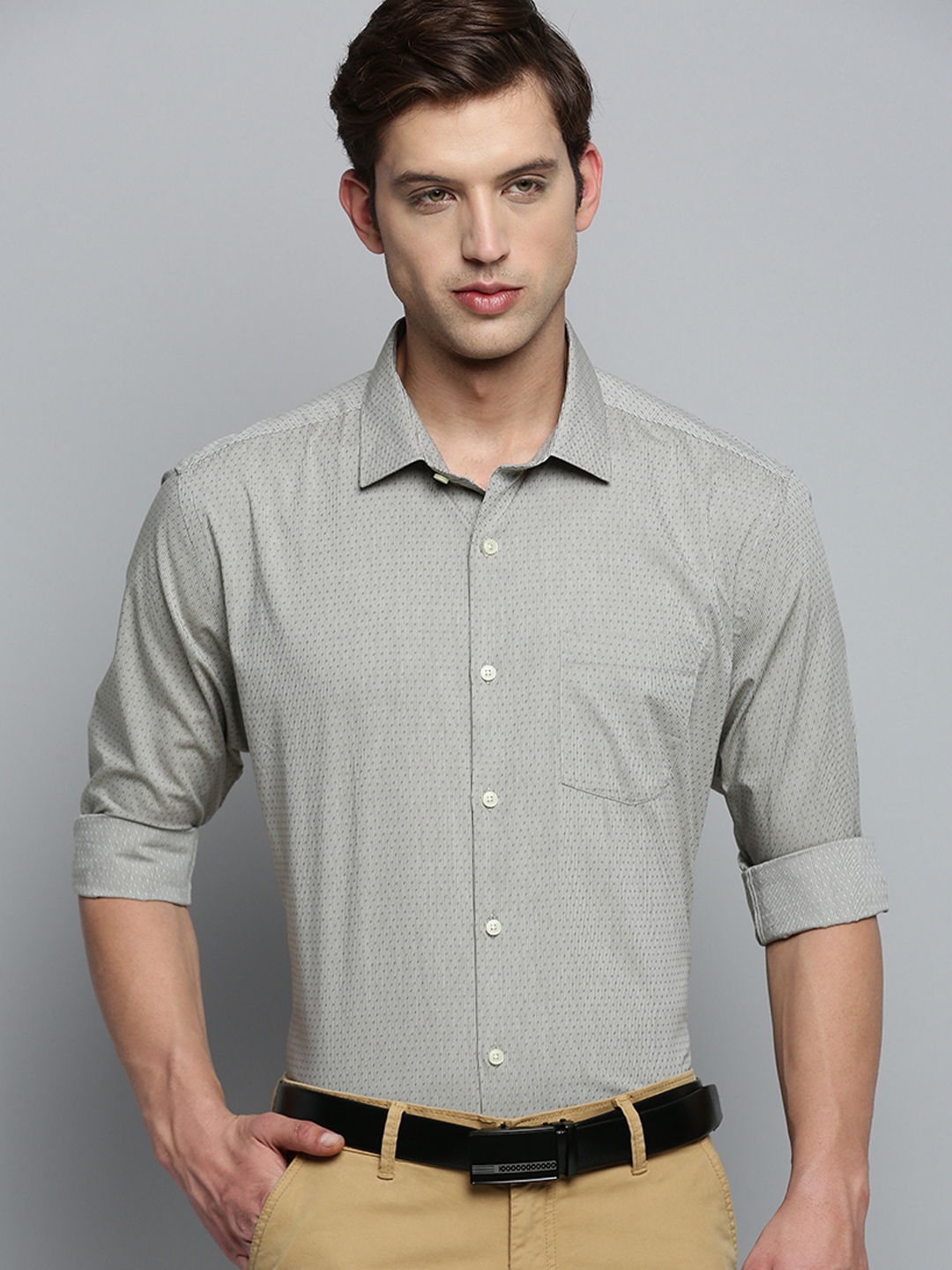 Showoff | SHOWOFF Men's Spread Collar Olive Striped Shirt 1