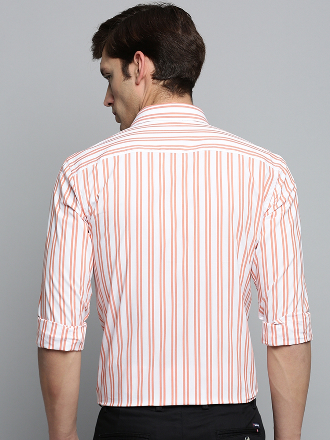 Showoff | SHOWOFF Men's Spread Collar Self Design White Smart Shirt 3
