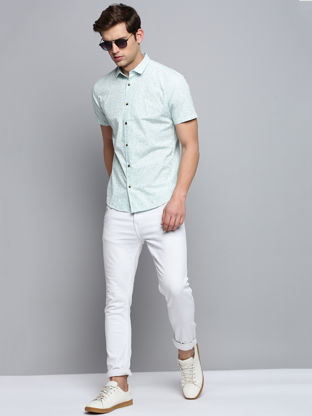 Showoff | SHOWOFF Men's Spread Collar Solid Sea Green Classic Shirt 4
