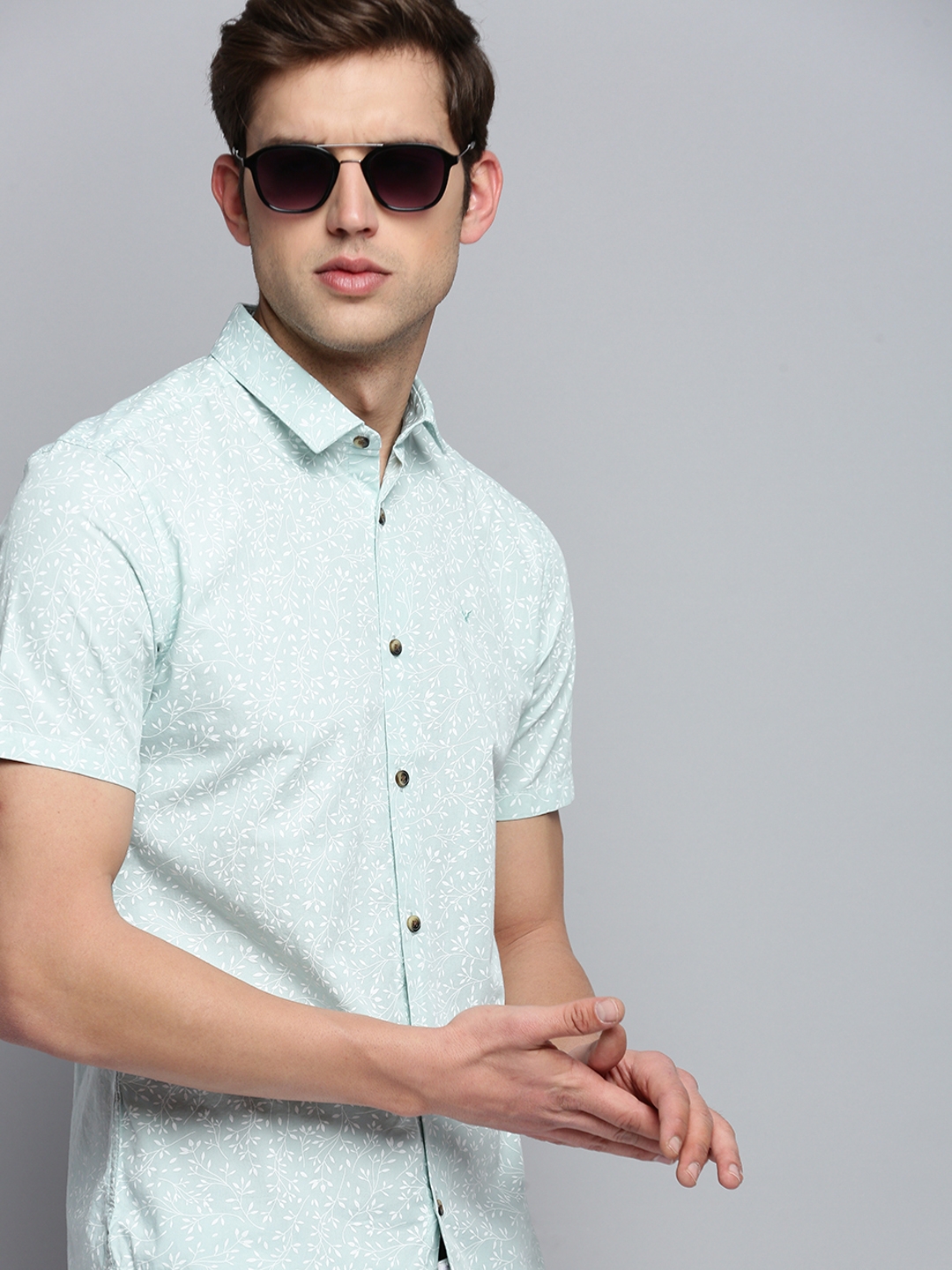 Showoff | SHOWOFF Men's Spread Collar Solid Sea Green Classic Shirt 0