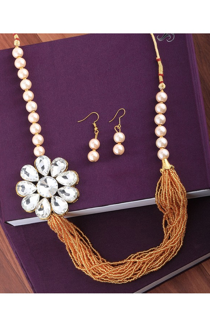 Golden Pearl Stud Necklace Set – Dazzle Up