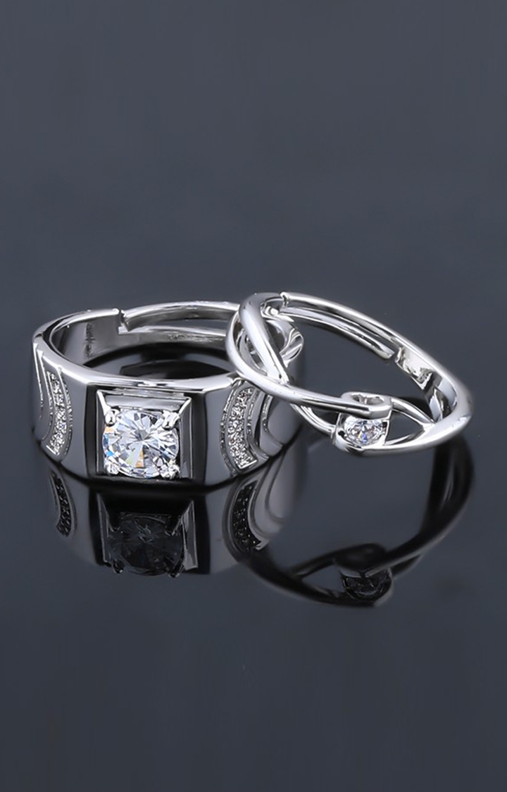 Charismatic Name Engraved Couple Rings in Sterling Silver