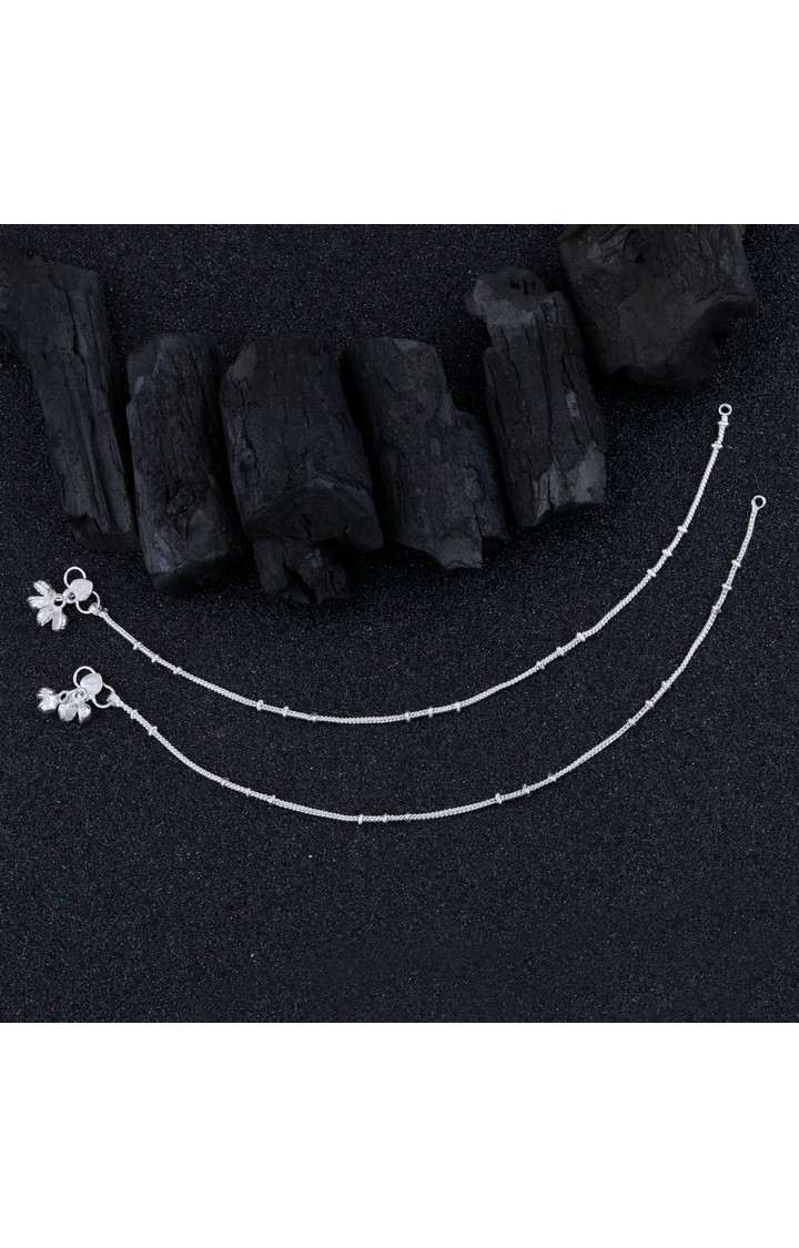 Paola Silver Plated Chain Designe Plain Payal Anklet For Women Gilrs 