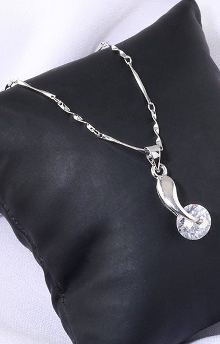 Paola Jewels |  Silver Plated Chain With Unique Solitaire Diamond Pendant For Women 0