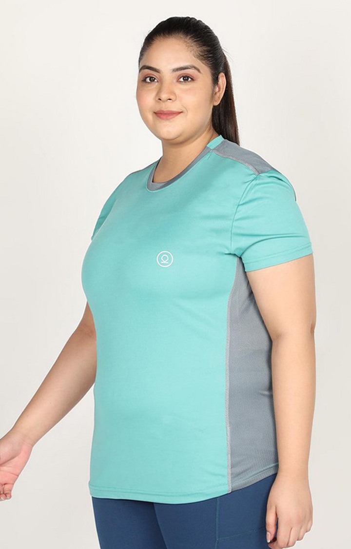 Women's Green Solid Polyester Activewear T-Shirt